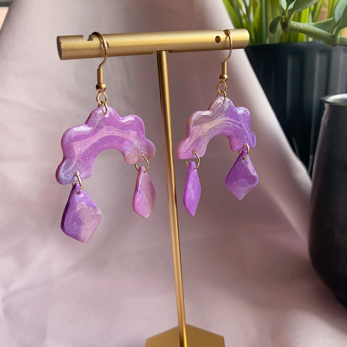 13E3F914-3244-4B7B-9605-40696B4909E3