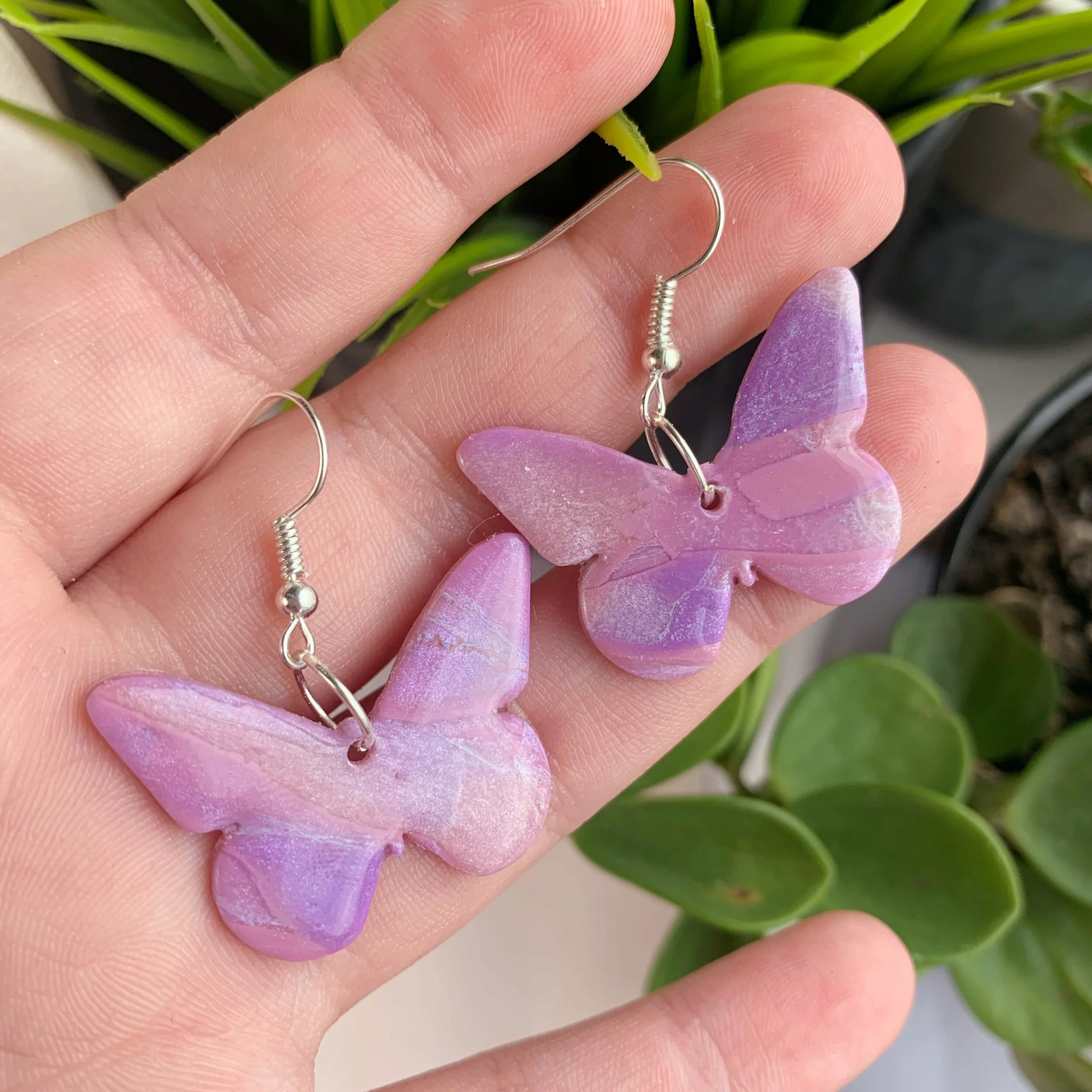 4E0CE5A3-3FBE-40FF-8089-2877213982FD