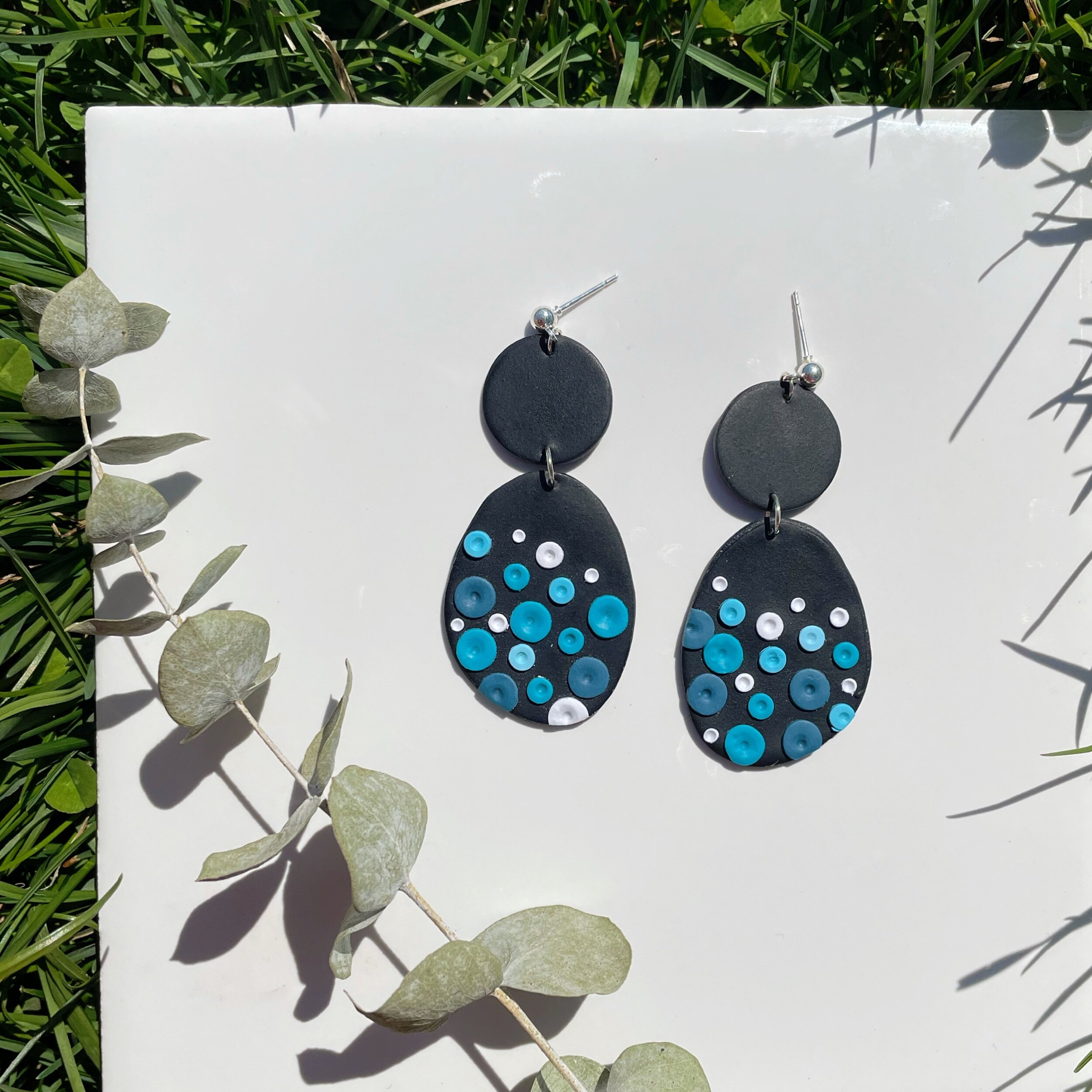 630E564F-EE2D-499E-BC81-CA44BA1B9443