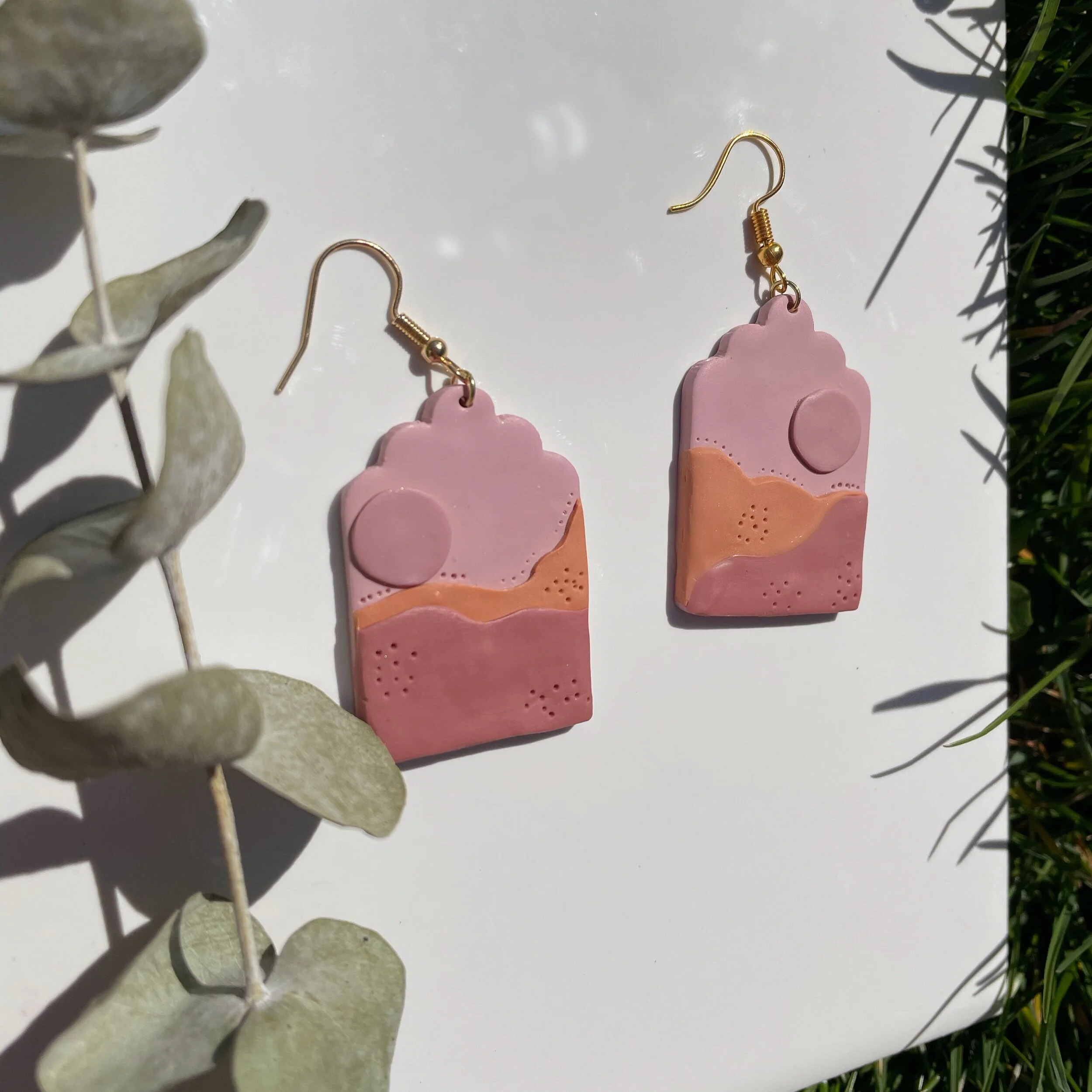 F74AA1C8-4A6A-4484-83E5-1F2DB22BCE26