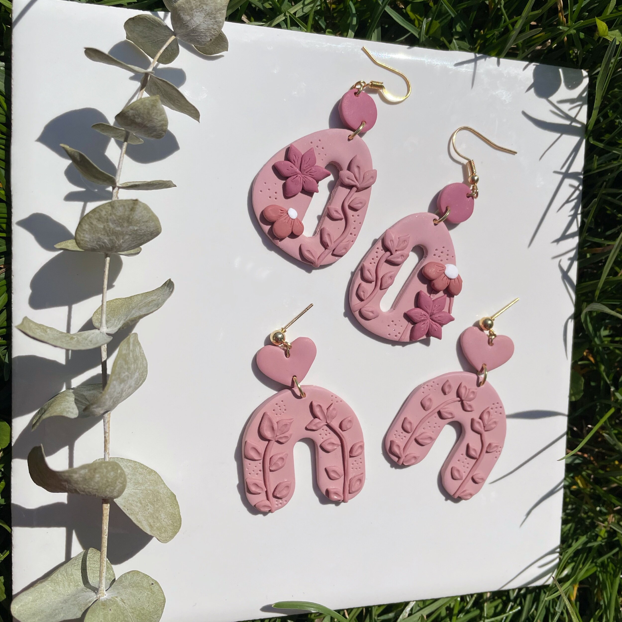 AADDABAD-E198-4029-BB97-57293B3E4EA0