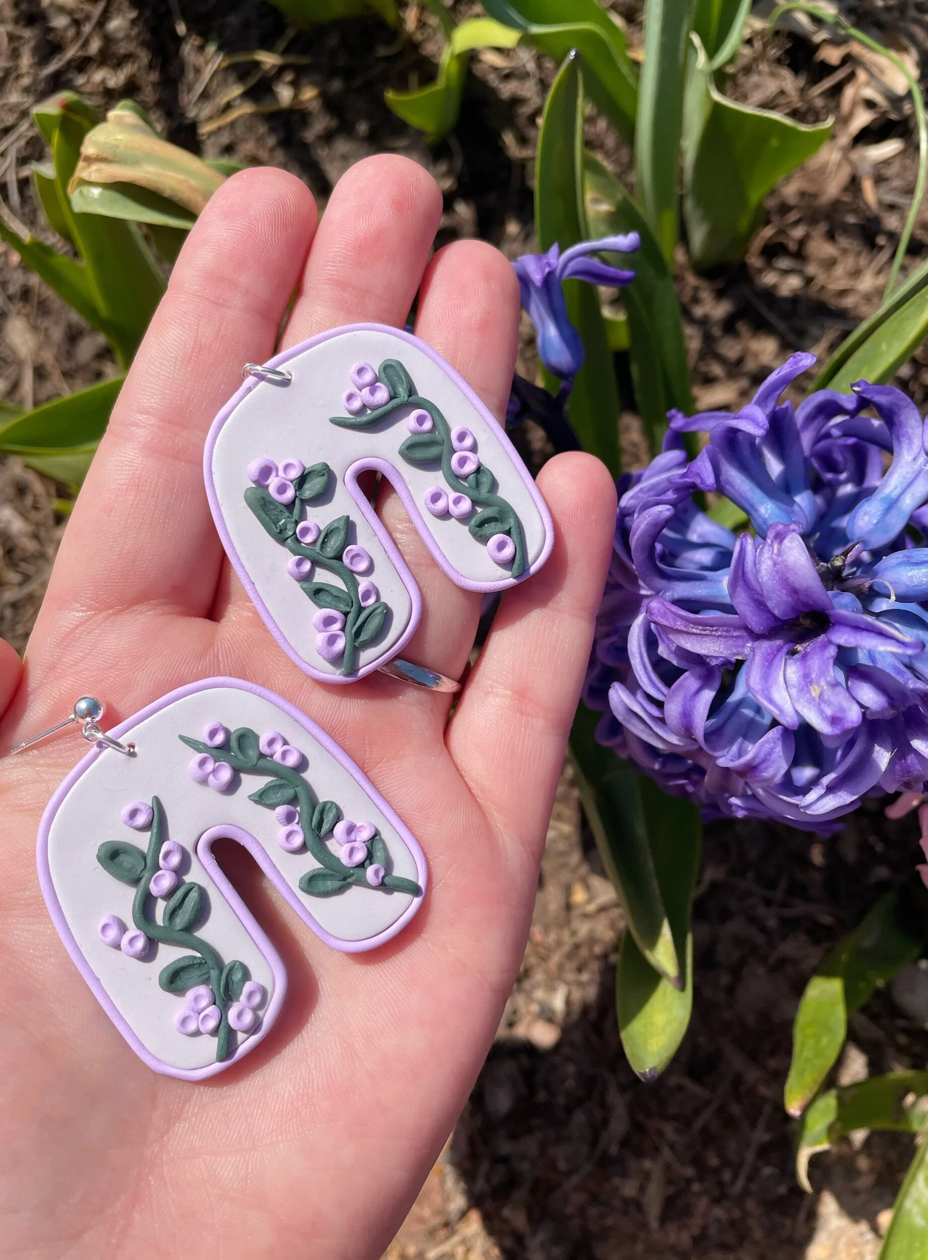 FE5E7C6A-49A7-4867-B1C6-FFEB8F9E523C