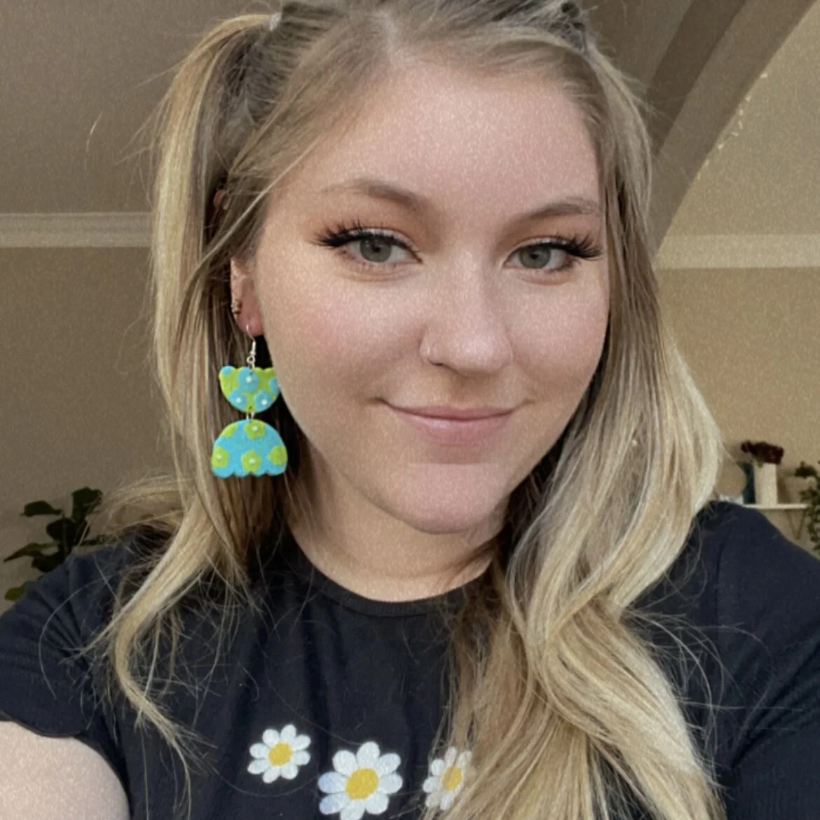 F1D90E7B-3664-46A6-A946-D6749298386F