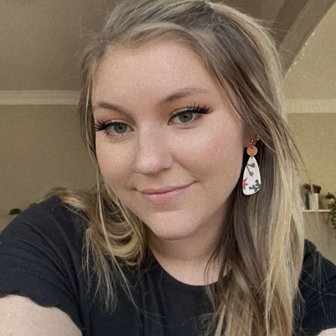 EFCE0EE1-1539-4A01-B8F8-99988475088F