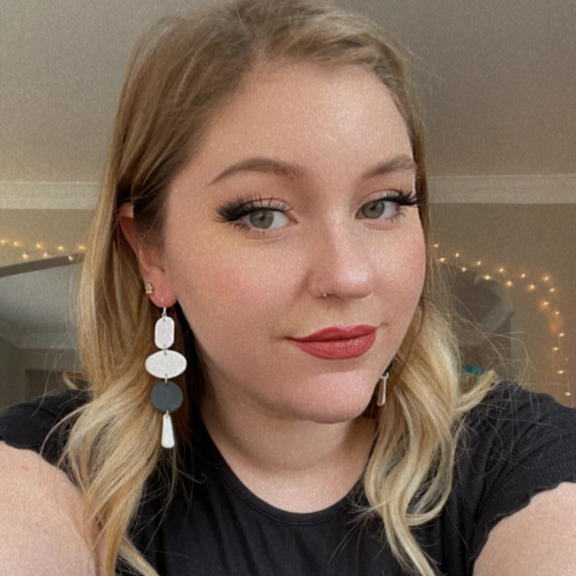 D209B06B-744C-4327-B2B5-5513C26C4345