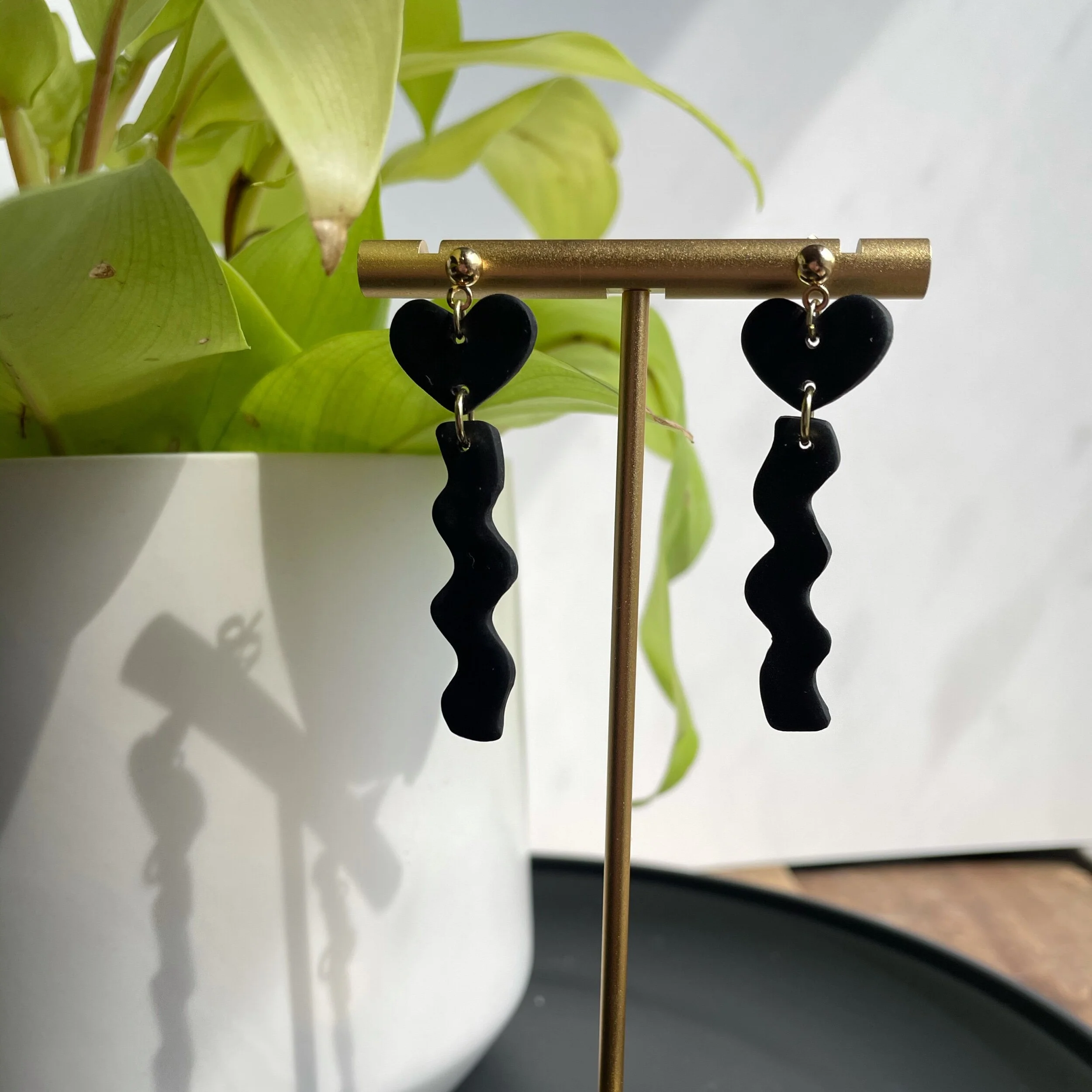 70FB1994-E7CE-4DC4-9696-9D7F6B2B0670