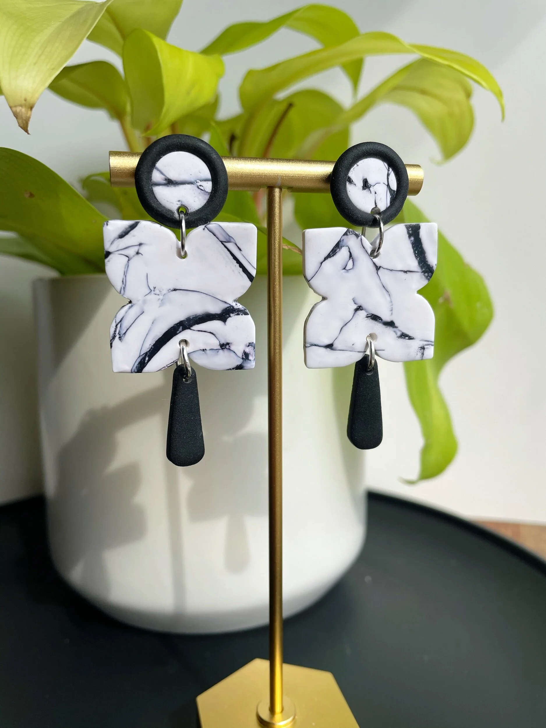 A3E5EC53-F65F-4A41-B732-DCE7302CB4E3