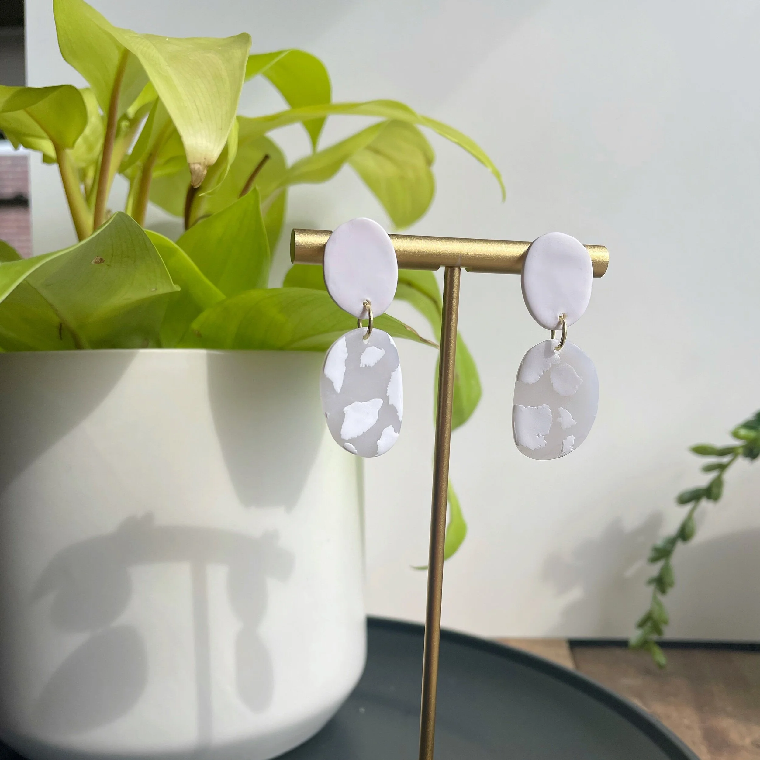 3E3D1C8B-32A9-4B9D-8398-4B7E26C36E8B