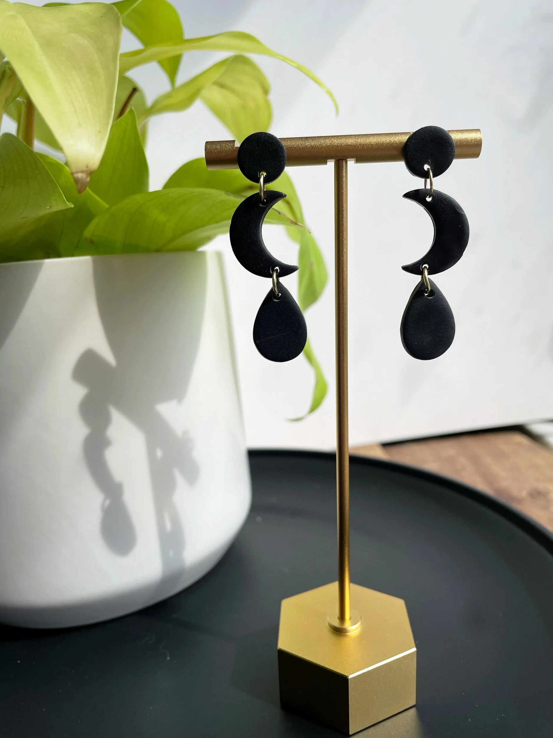 B5C5C7E7-F41D-48A1-87A6-F1E73F75713F