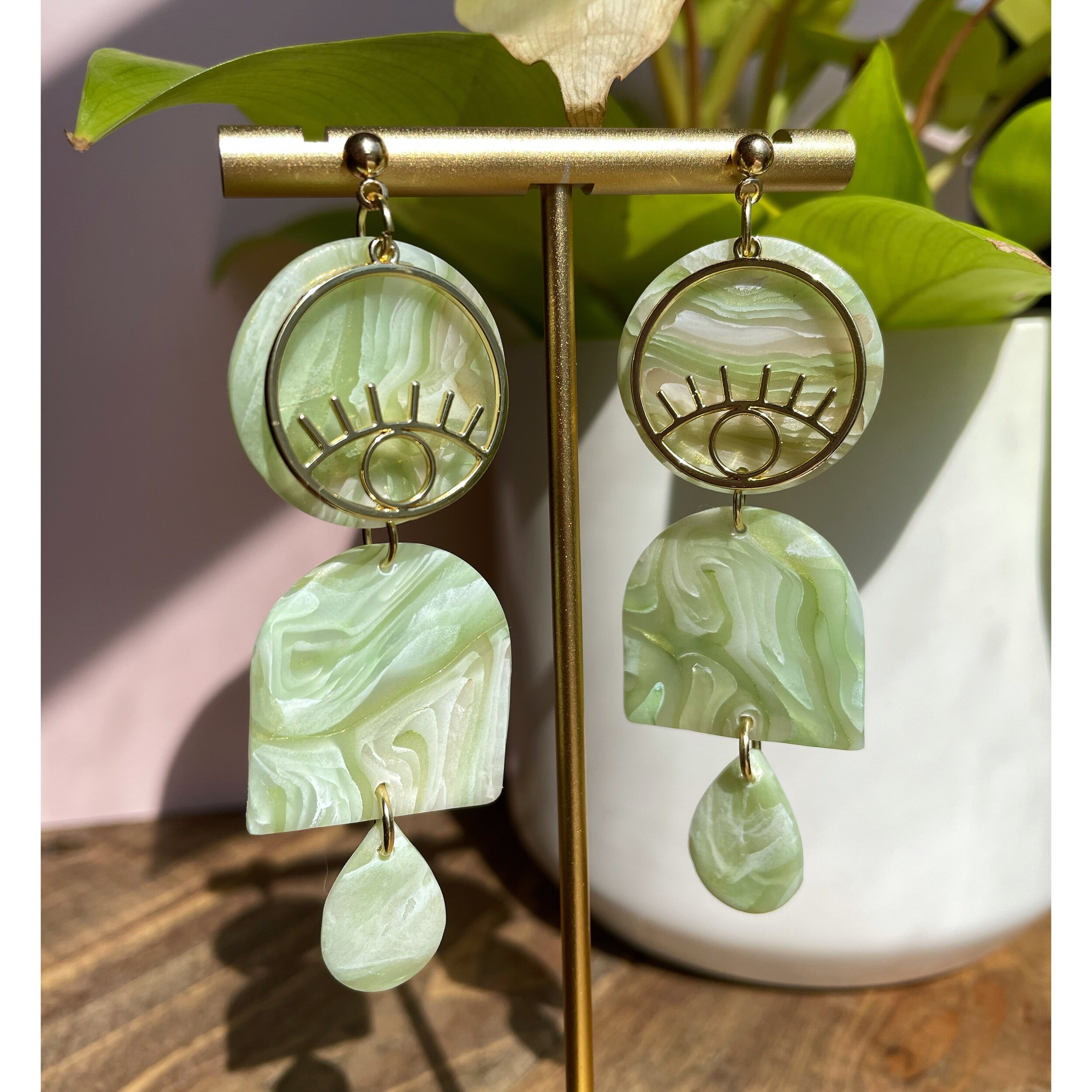 9A54174E-ACF8-4432-B27E-541A52E13636