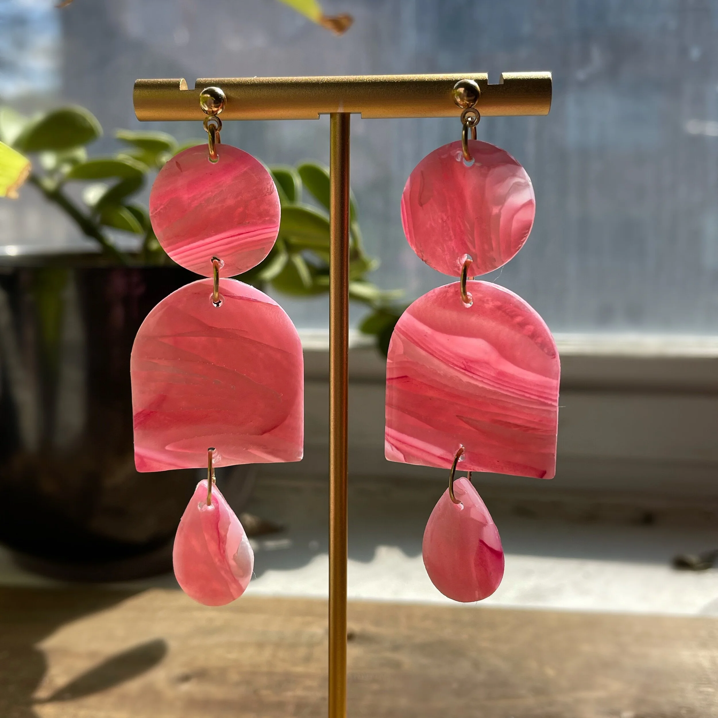 D3FD8BF7-08E1-474E-BEE2-B00E03E5C5AF