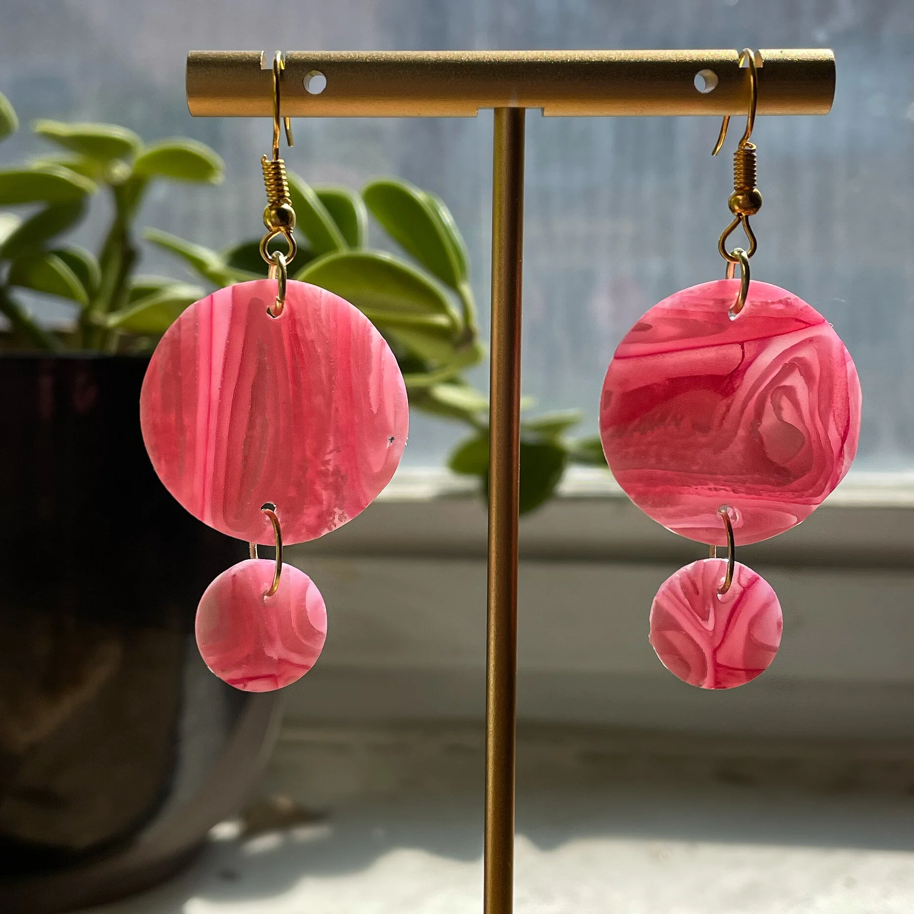 C9C4D684-A726-466D-B830-D0D93EABB3DD