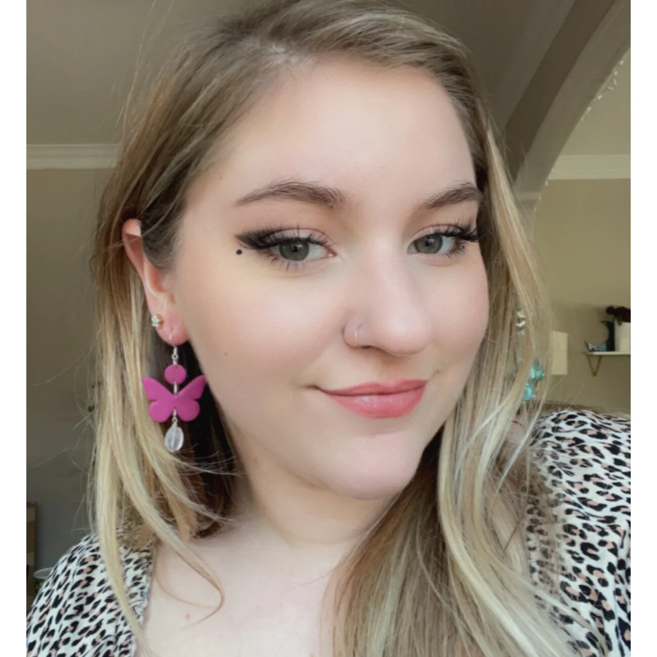 F5DA33D7-719A-4CD4-9AFC-9DC03CA48DF0