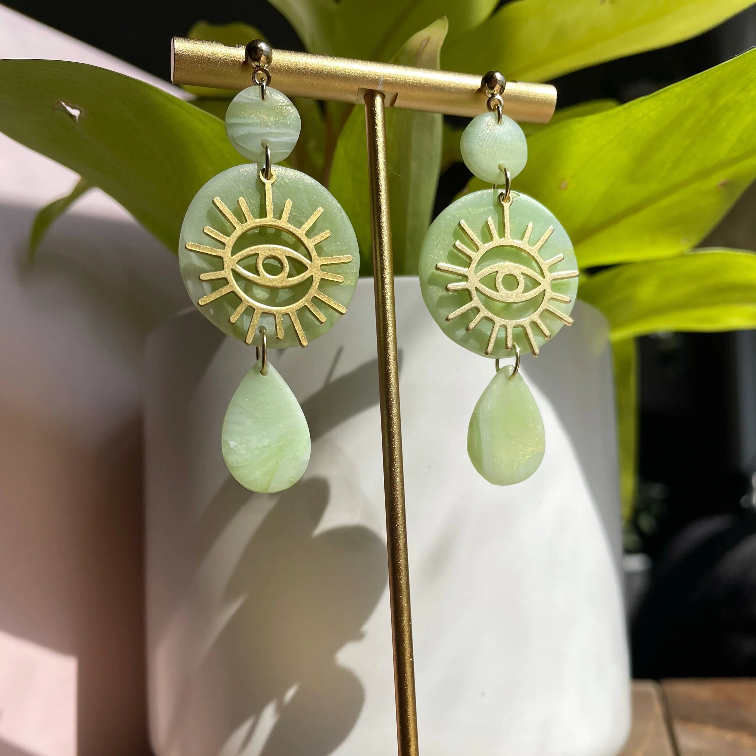 FA1BBD0D-1EDC-4C55-B188-ABDED664F2D8