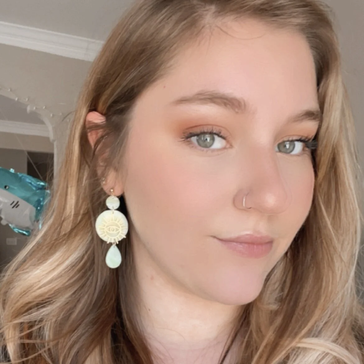 9DA3C0F6-0AB5-4318-AF06-B0859D06FAED