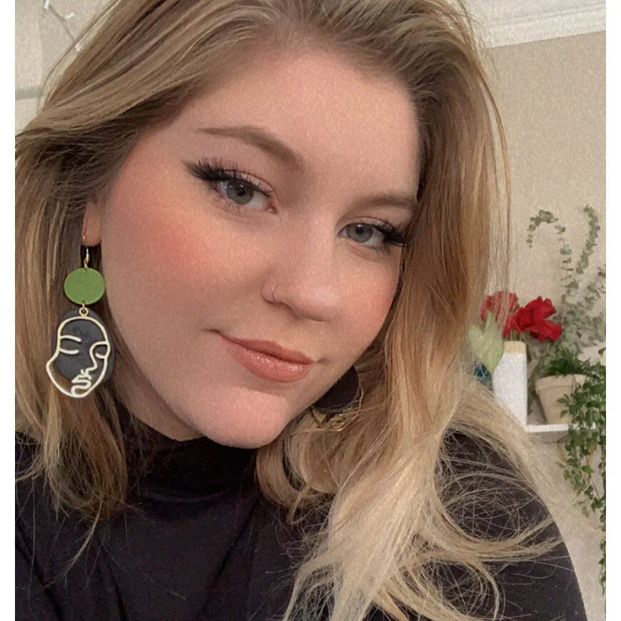 5C3E9E88-B991-4822-BA32-DE66BBF3DB5E