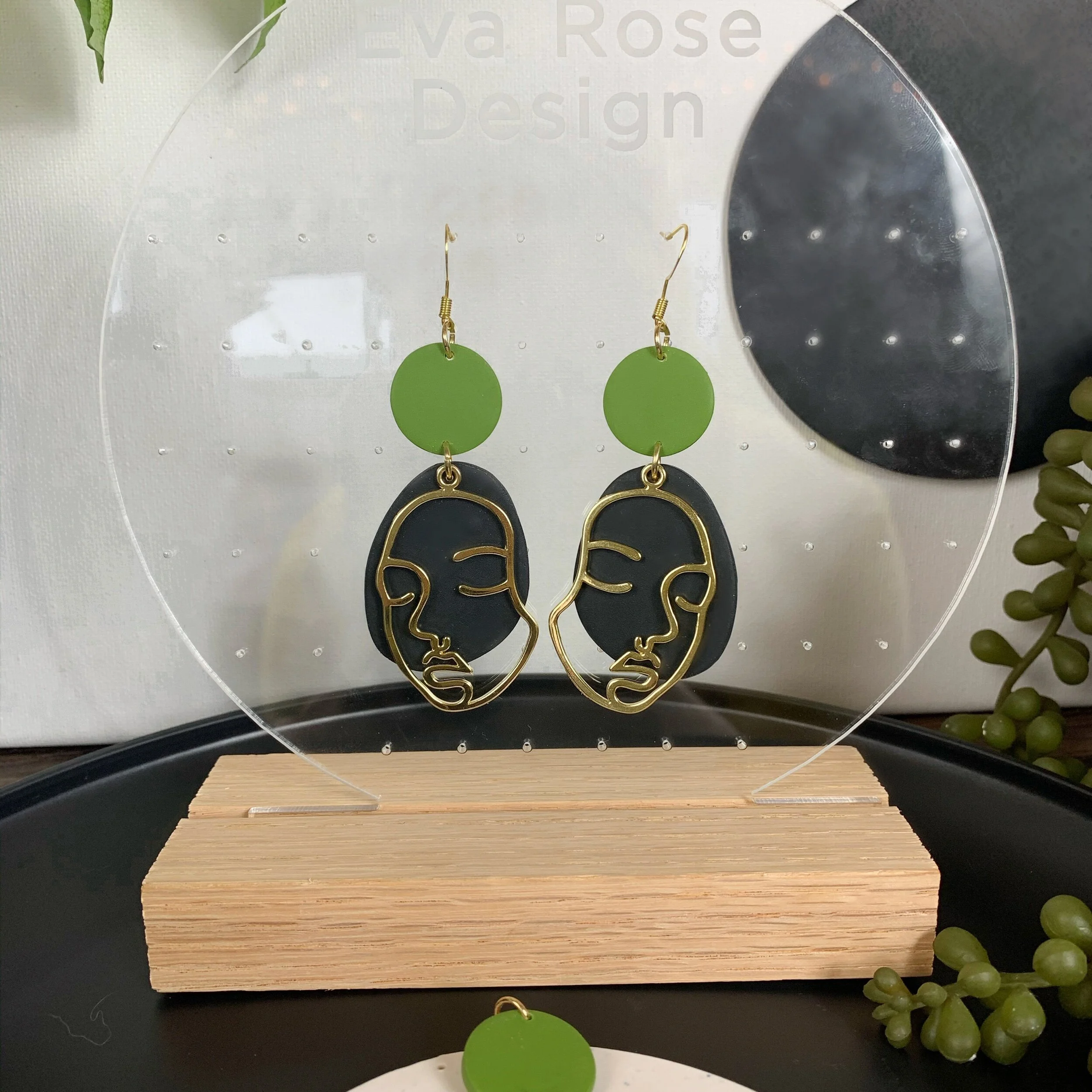 6A3F9F07-EDEB-445C-9BC6-65B66A0E5177