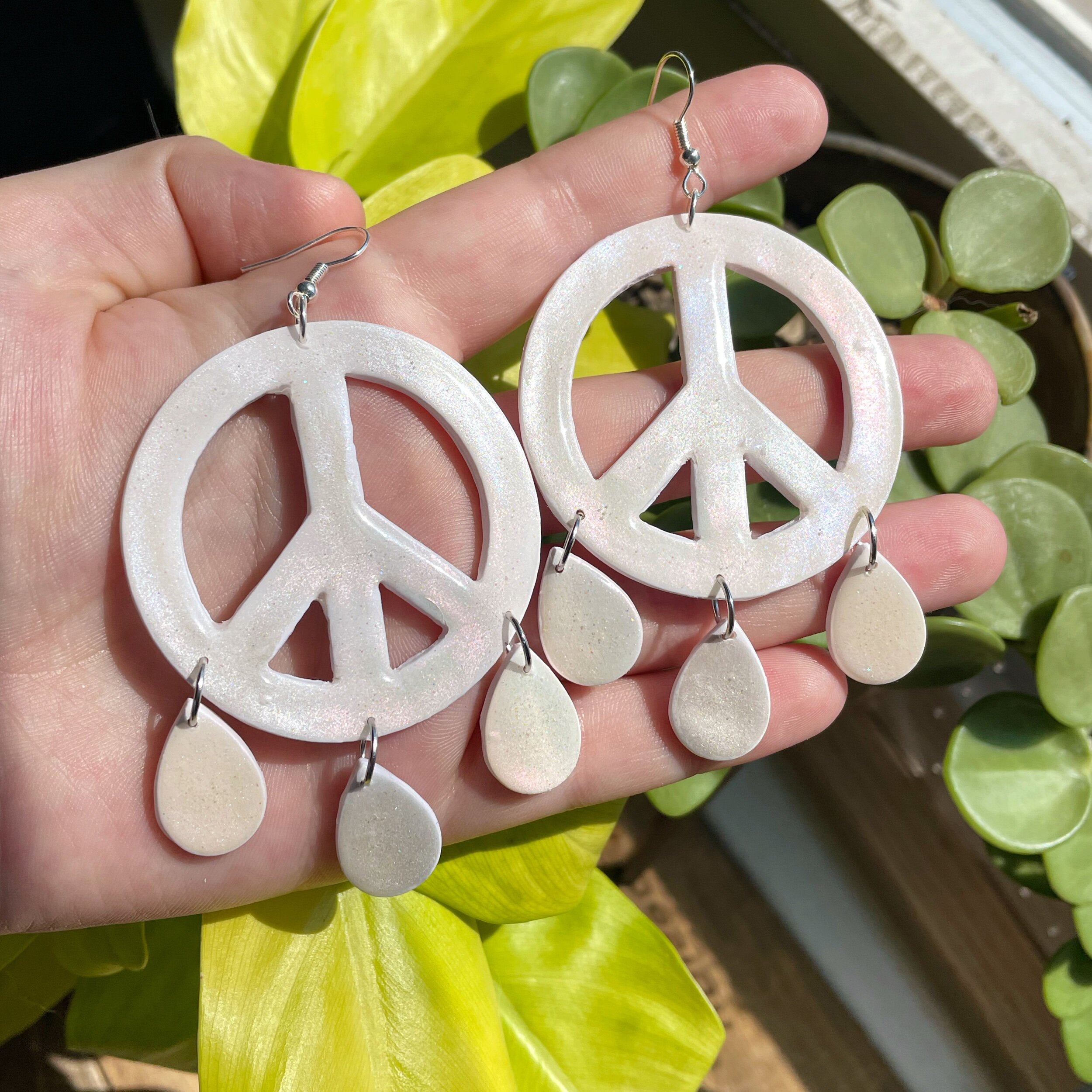 E2D8E264-11E5-4781-90EA-E900E19CB08E