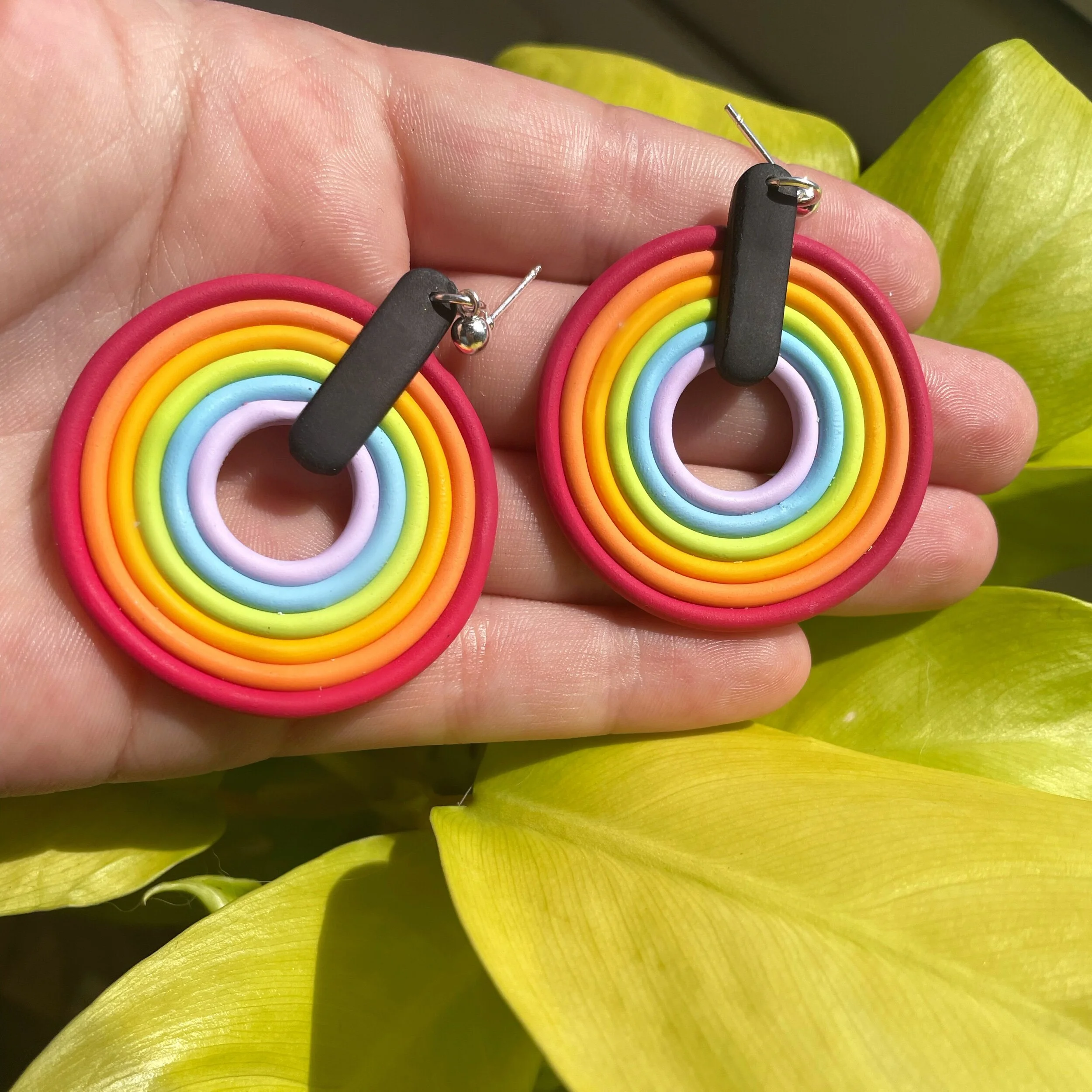 33F39BD7-61A3-488A-9F8C-F4B1561022B2