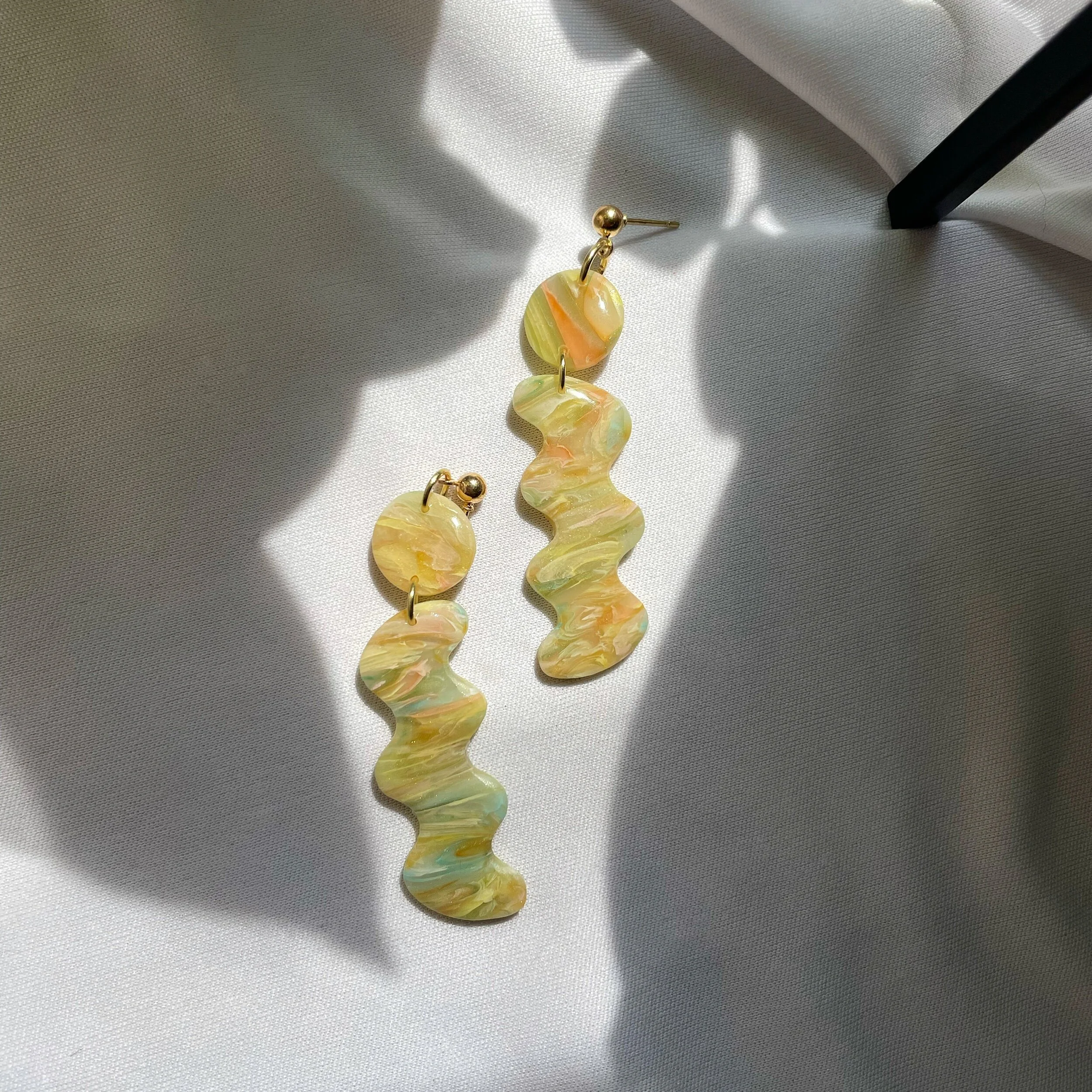 9914F797-1B43-4836-8CBA-C852DA7AAEFA