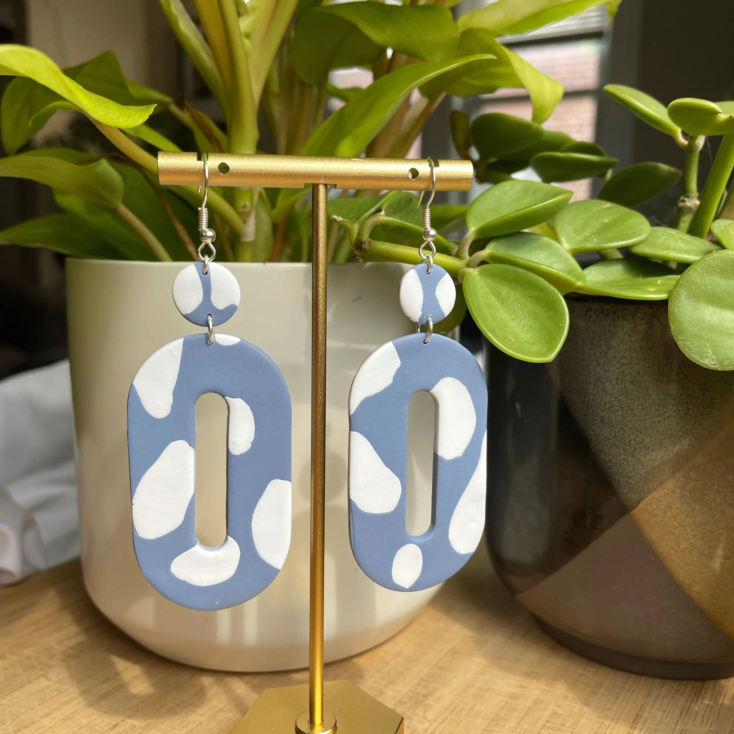 1C6F0019-DC52-4EA6-BD17-1CC3CD662311