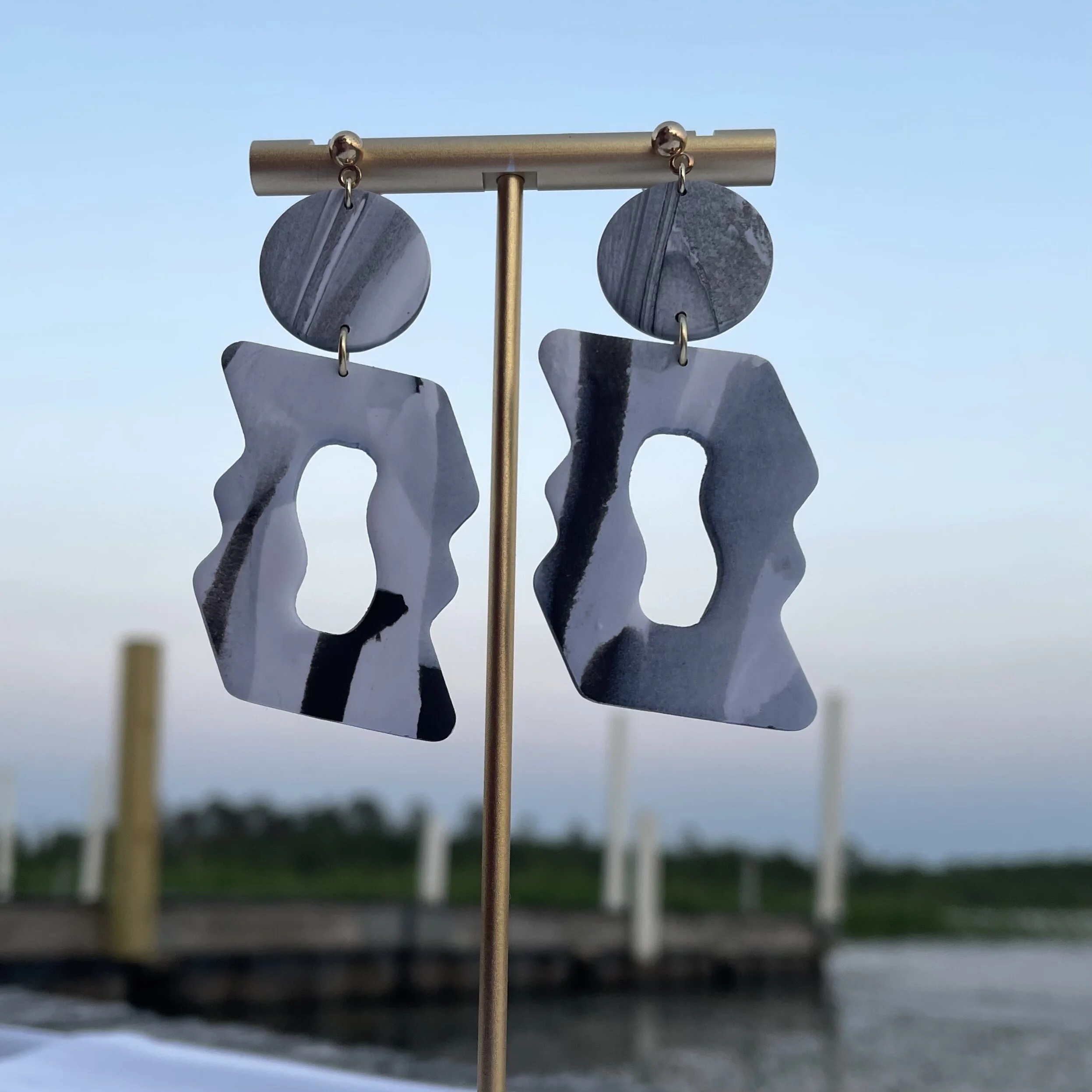 E0988FE0-E9E3-4043-85E3-D129EE41E3E7