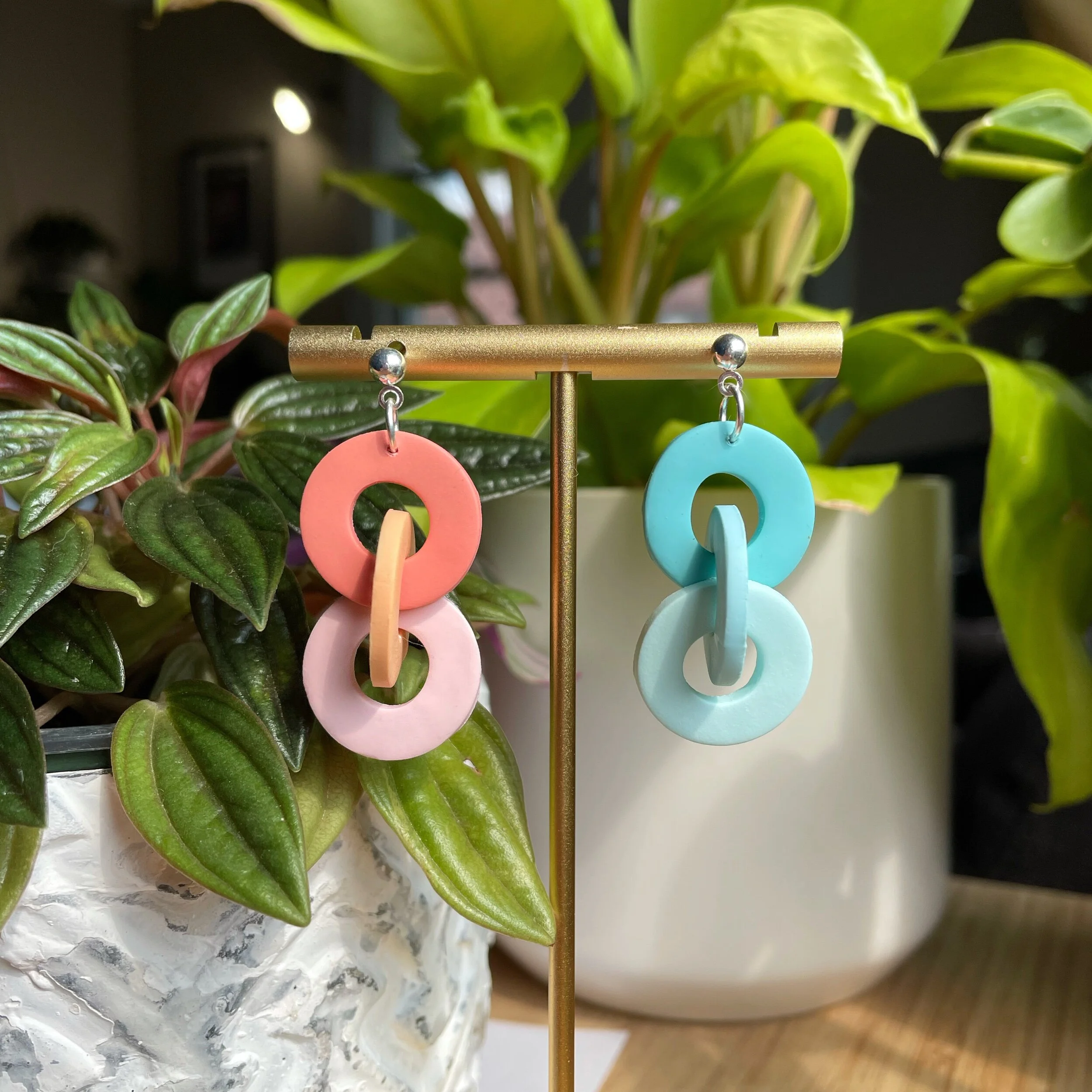 D53635AF-0AE2-435F-BBE5-ABEA966BA1BF