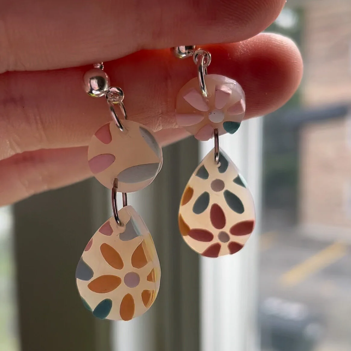 C0D70C0A-2ECF-4721-967E-93606169DBFE