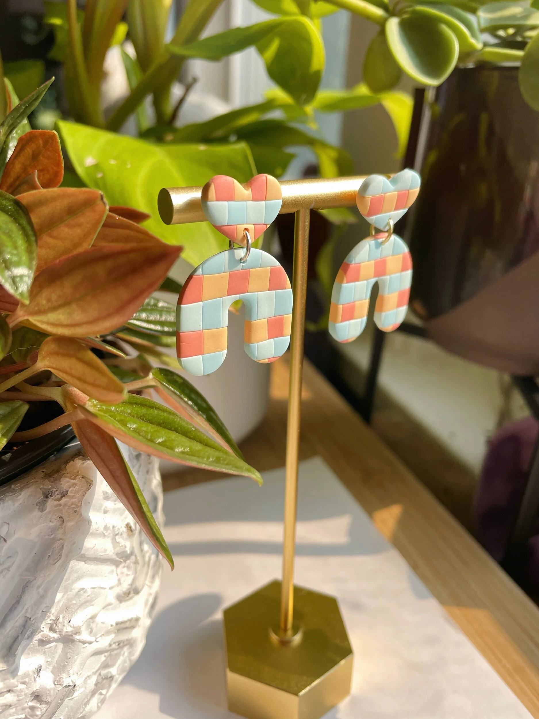 D283B810-3EC5-4150-8BD9-9B951E86DAD3