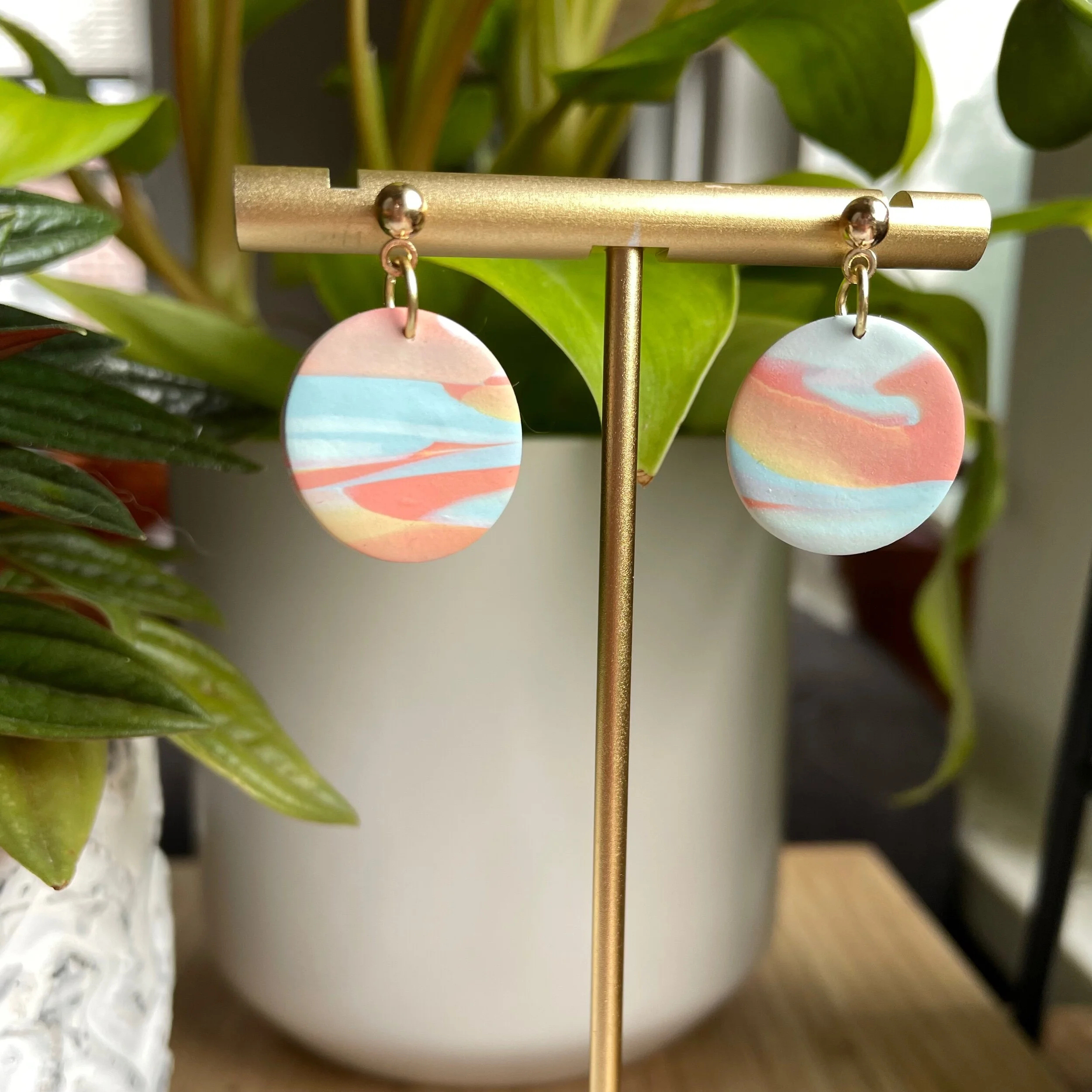 17E4219C-6CBF-479B-9D92-EFCB9CE90D91