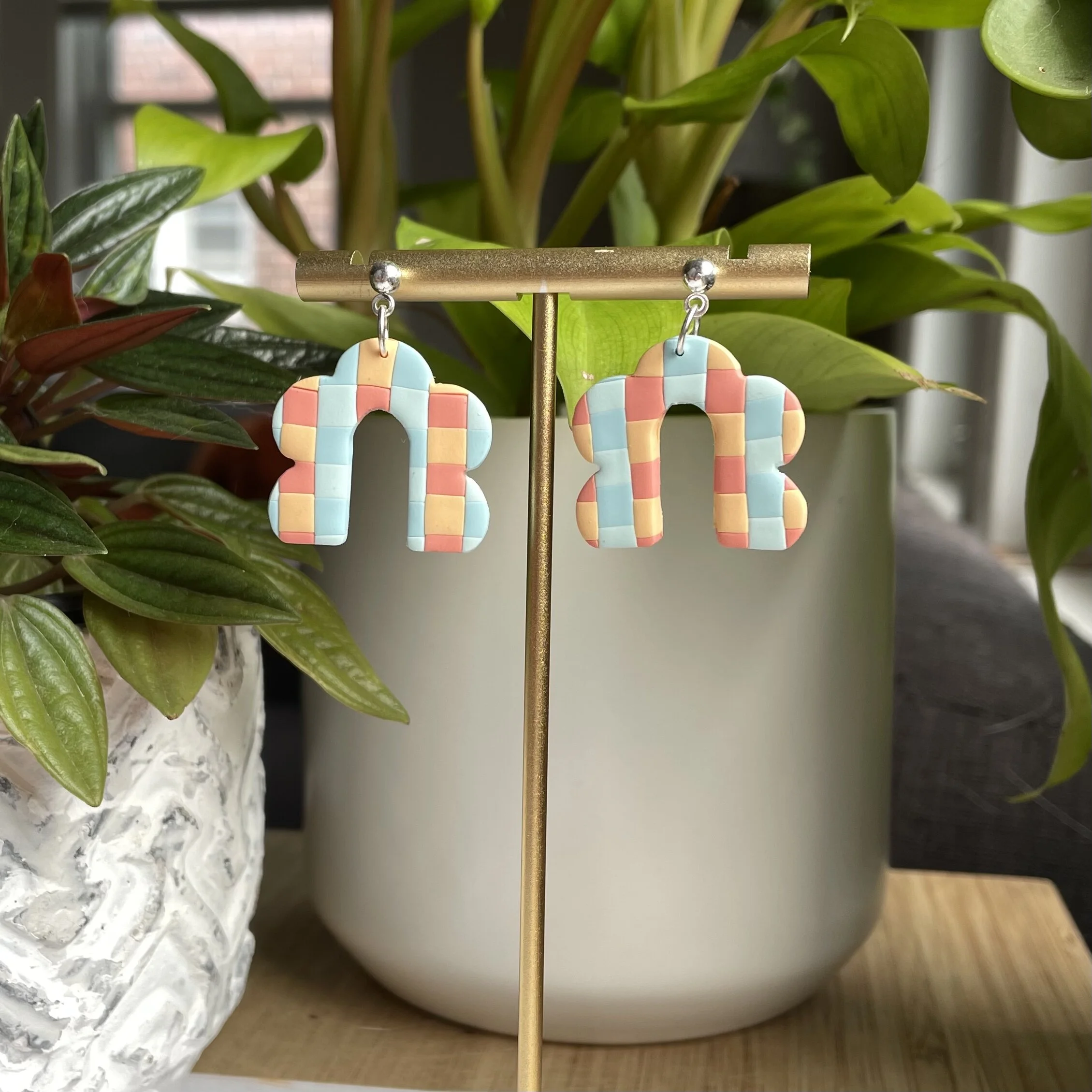 CFCC393F-A669-4D00-BD63-AE9B80754866