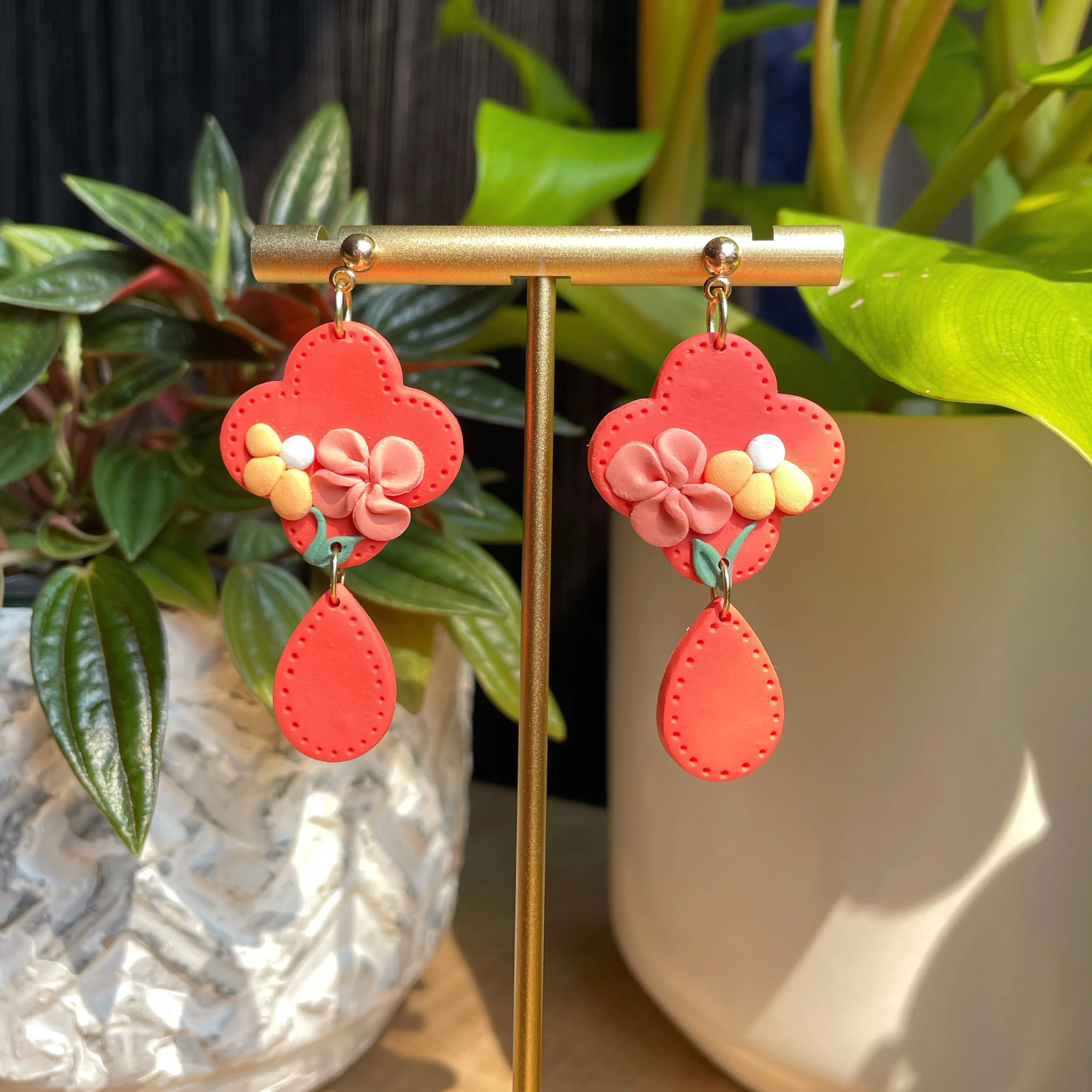 997B0BD2-0155-4FD9-9065-C04EE9754BBC