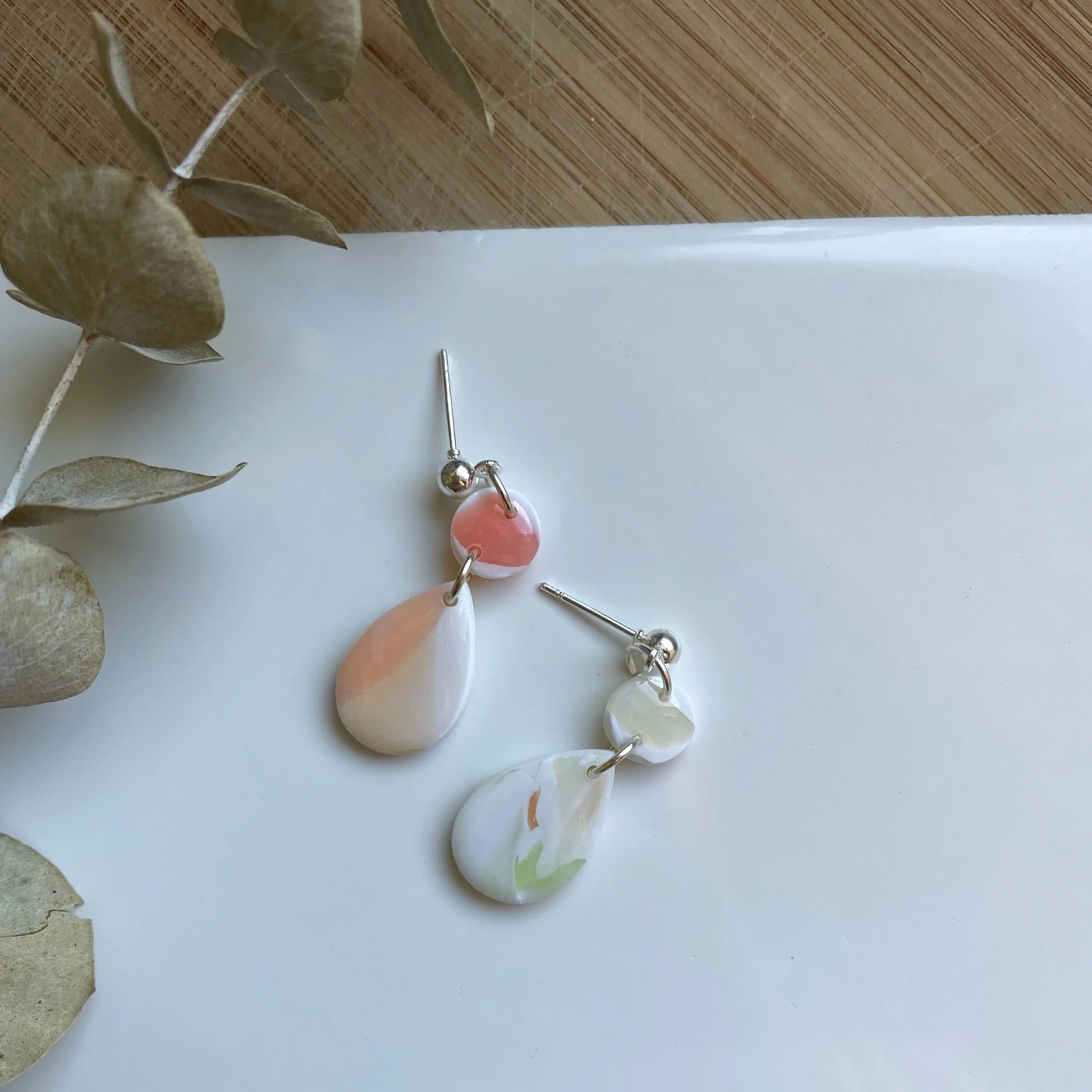 BBB9E24E-B9A1-4E17-8EE3-37C077EC534D