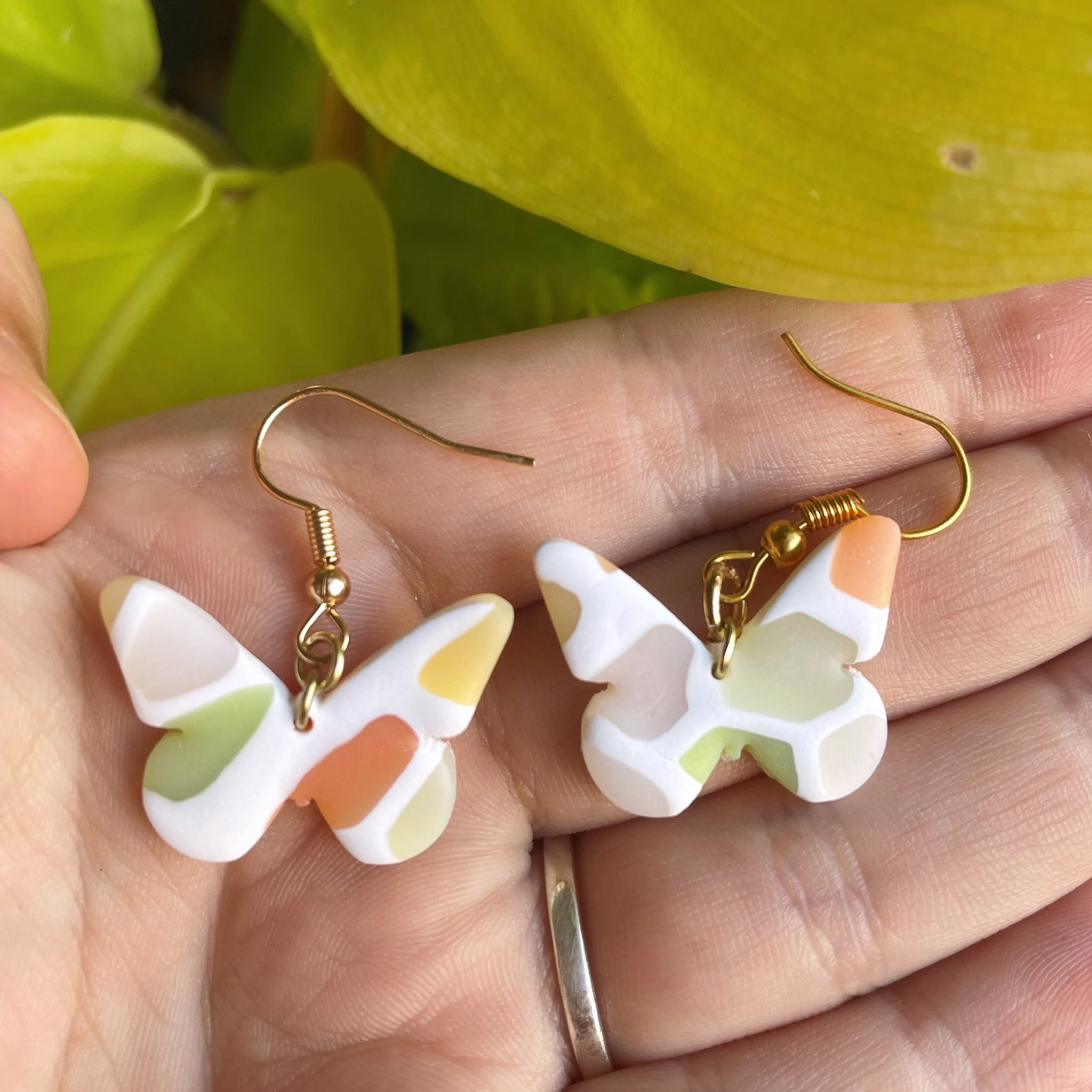 AA439391-FDDF-4A35-A723-8F9CEBDBA38A