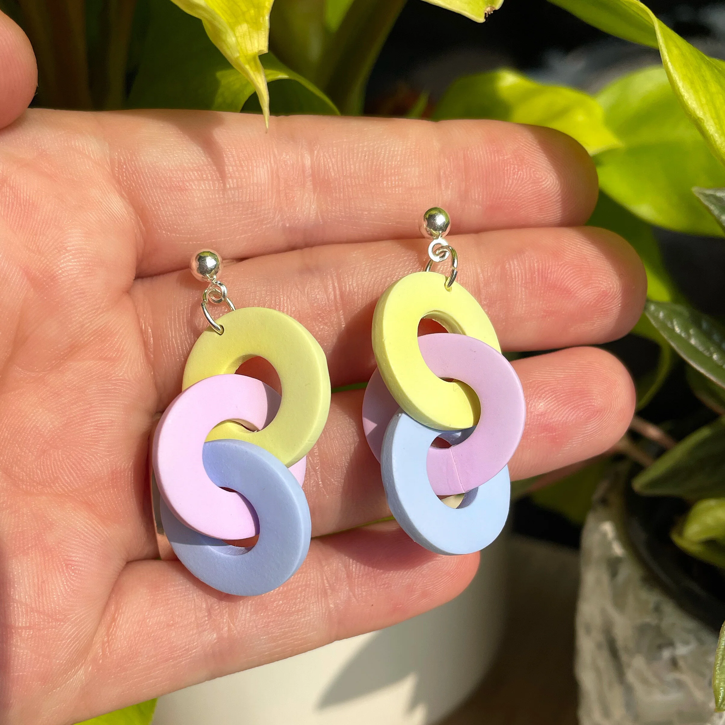 31A09FB0-B4D4-4D68-ADFC-0D15F43E41AA