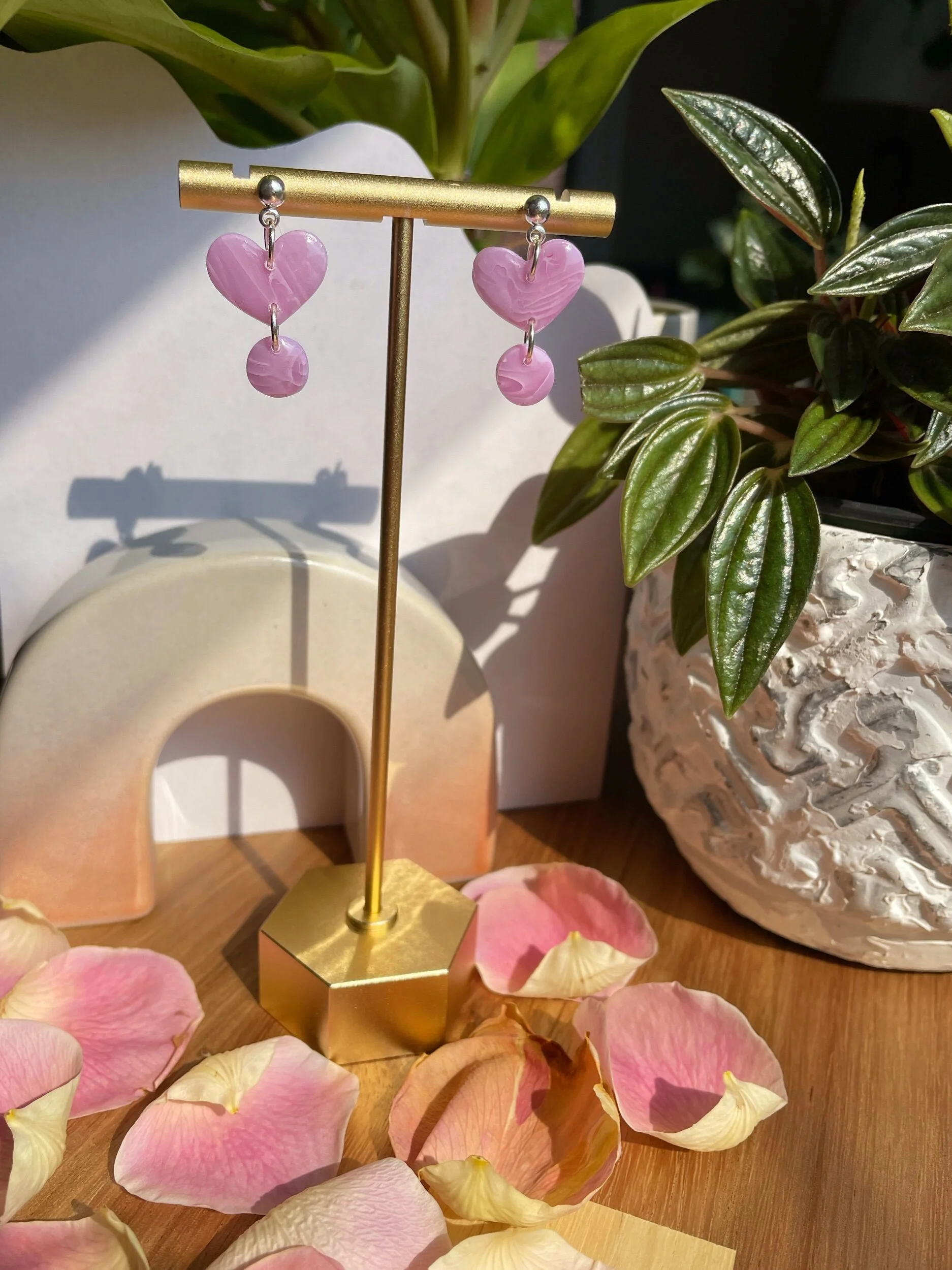 5D72646B-78CA-42B8-A204-7375729E92DB