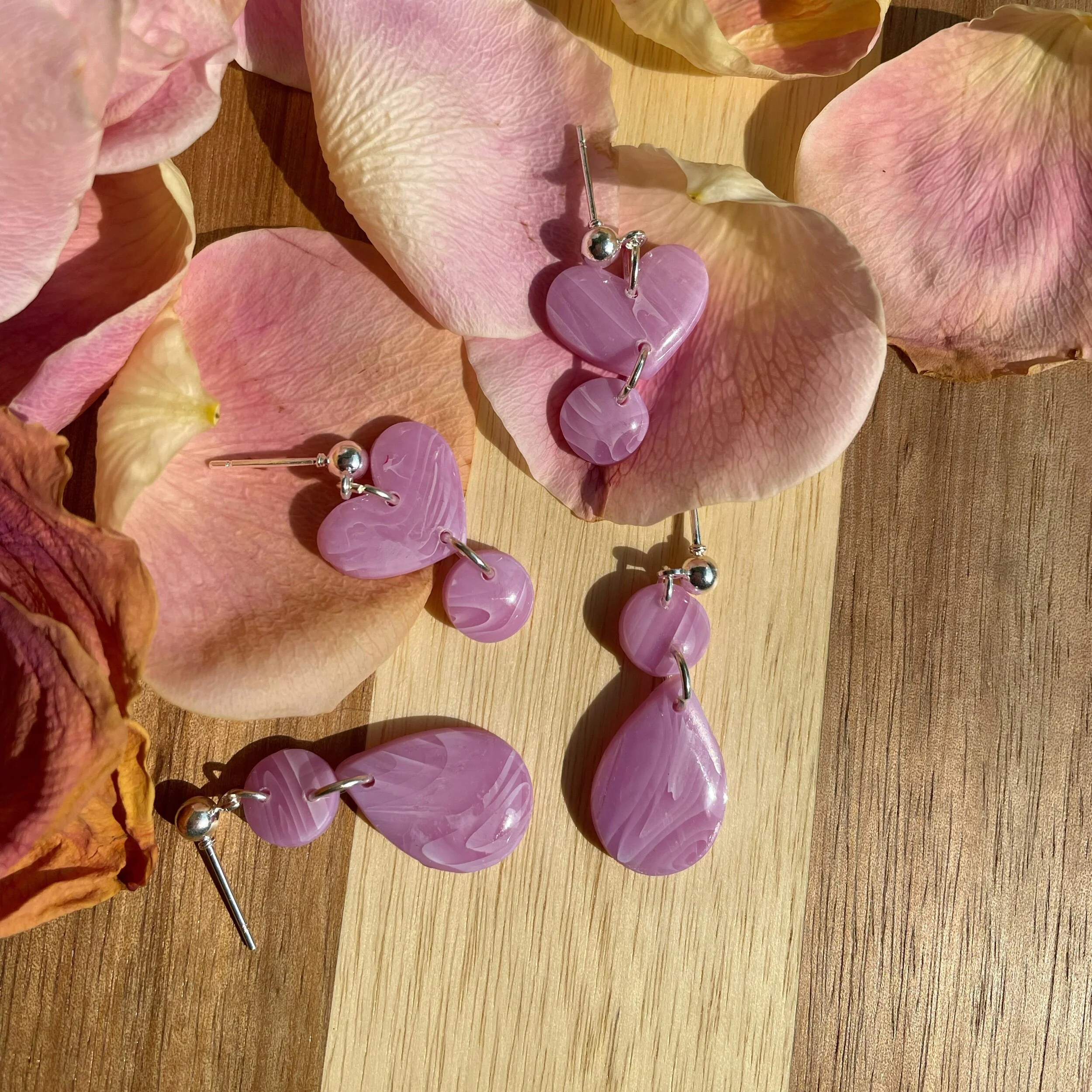 FEC813AF-ED45-4AD0-A6B4-8CDBBE49D7C3