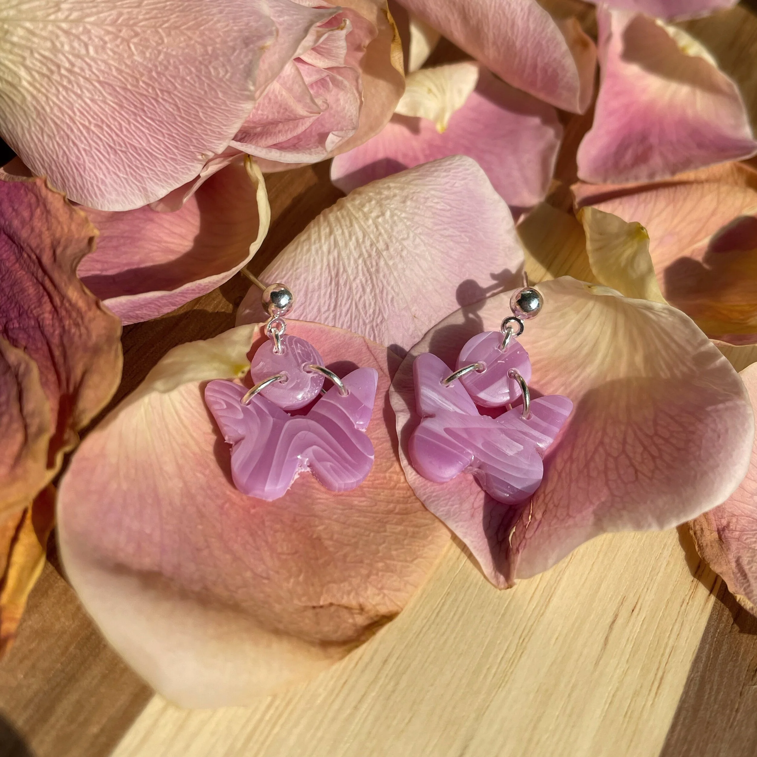 DC451F55-CA3E-4D92-892E-0F9777A8F29E