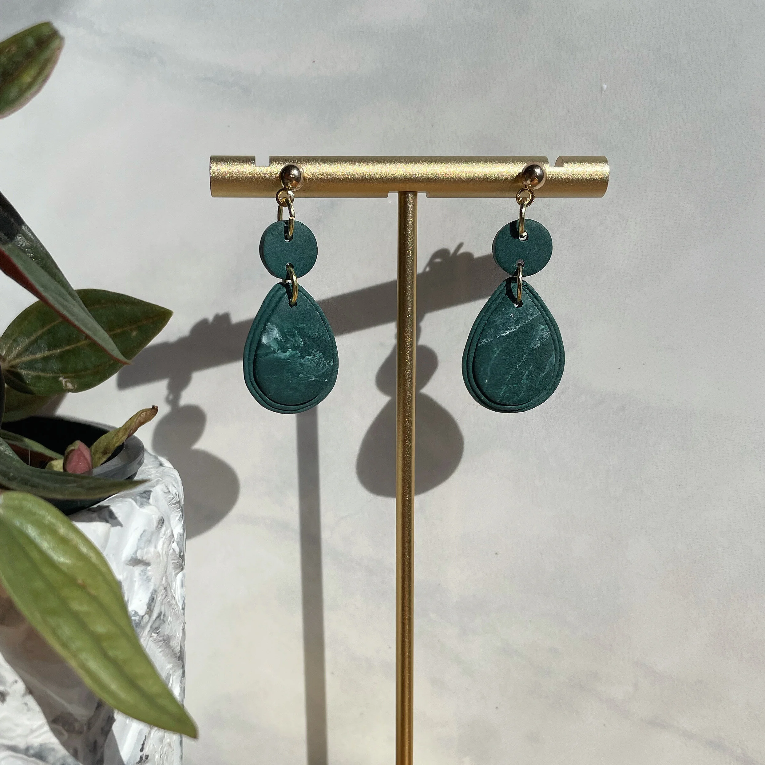 D29D1553-89B3-424C-A66A-56B3355E11AA