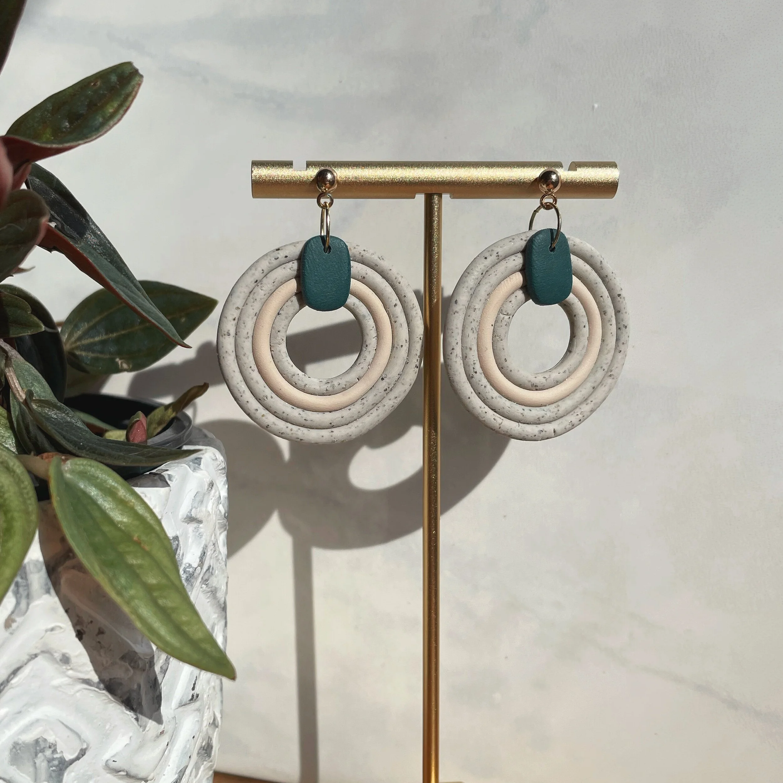 42787C53-FED6-4F09-B68A-24B8CE04C3FA