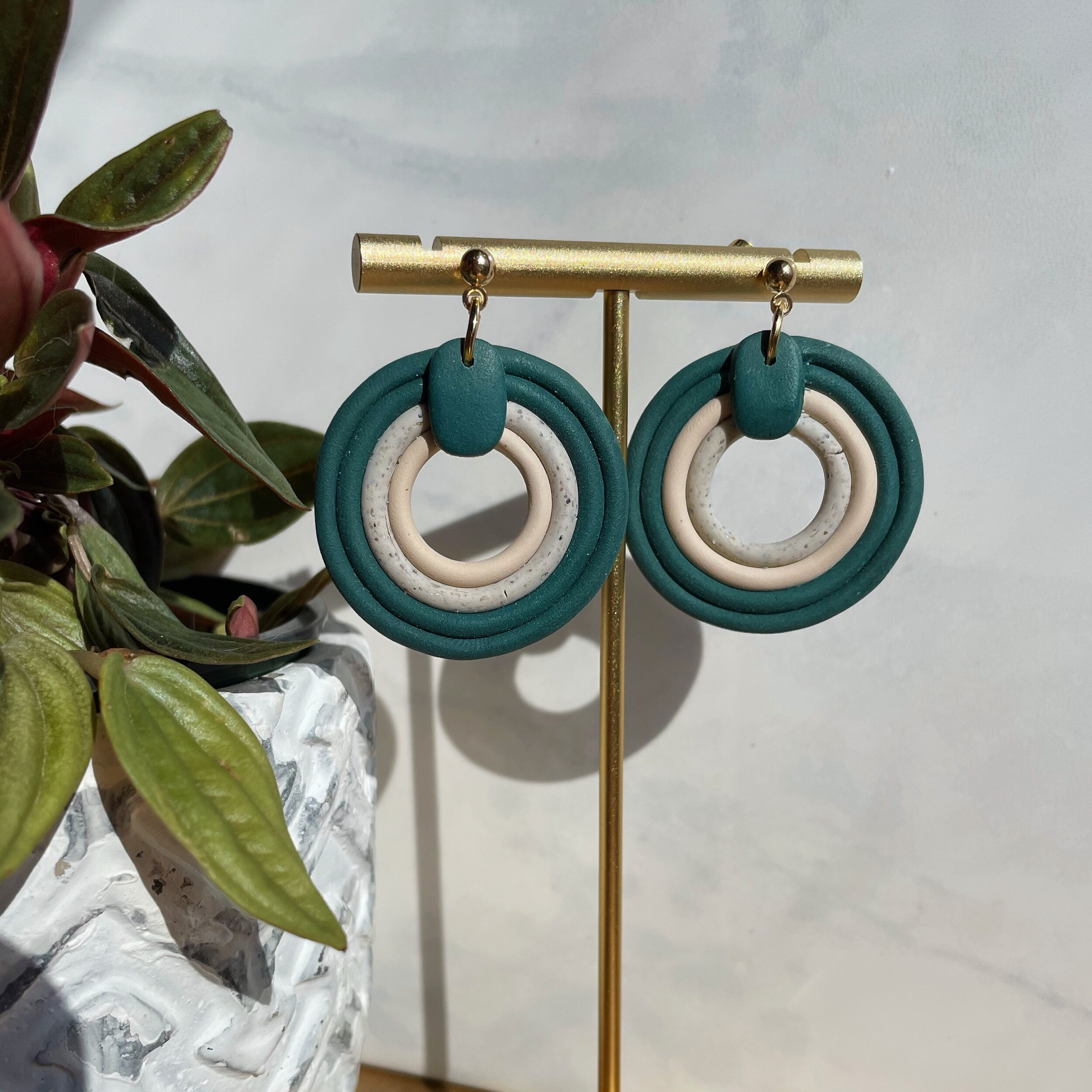 7B83D67C-D720-4648-9184-FB81942574E8