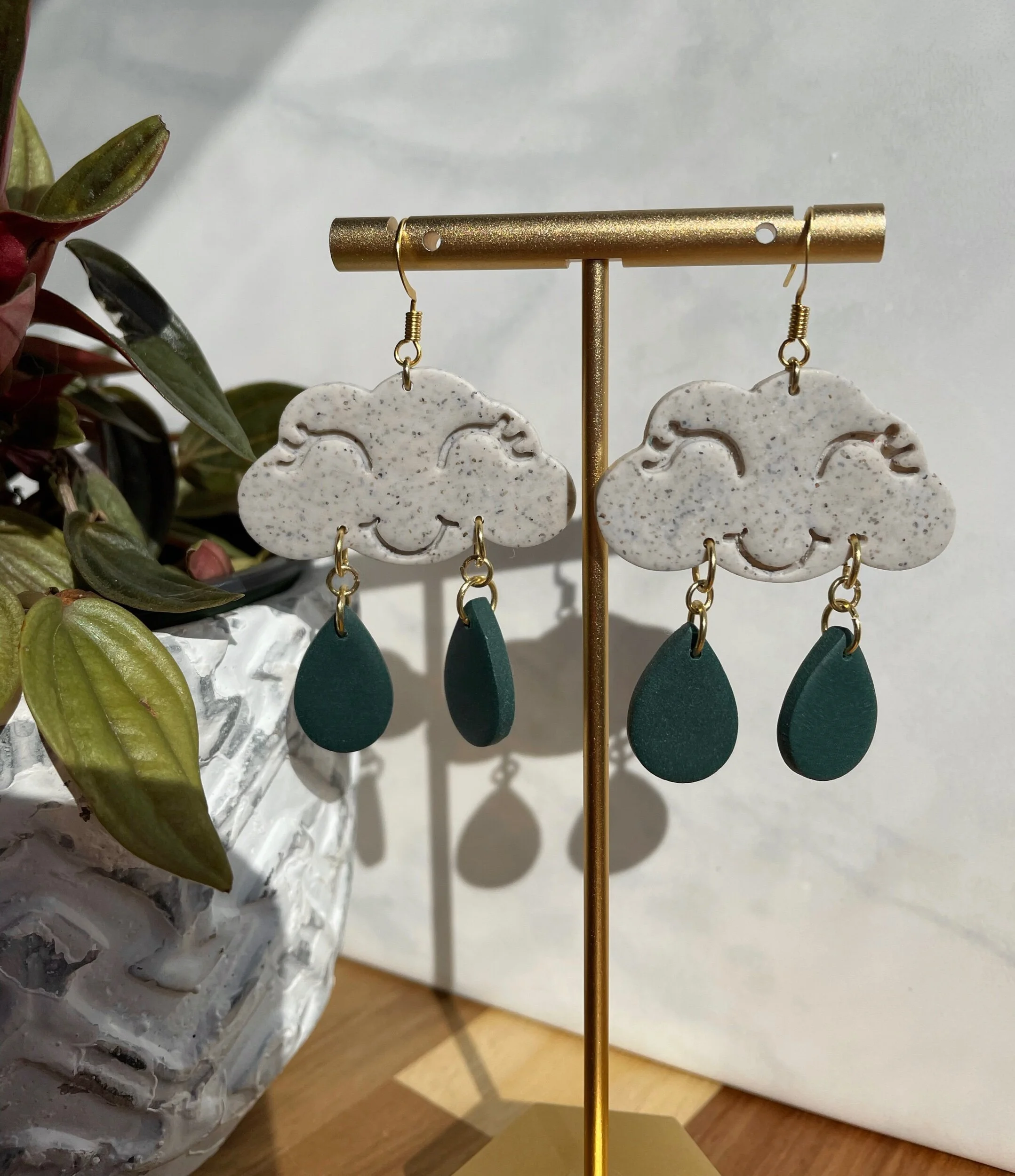 5E9DA4A9-9D5B-4C13-B213-B620A14DC24F