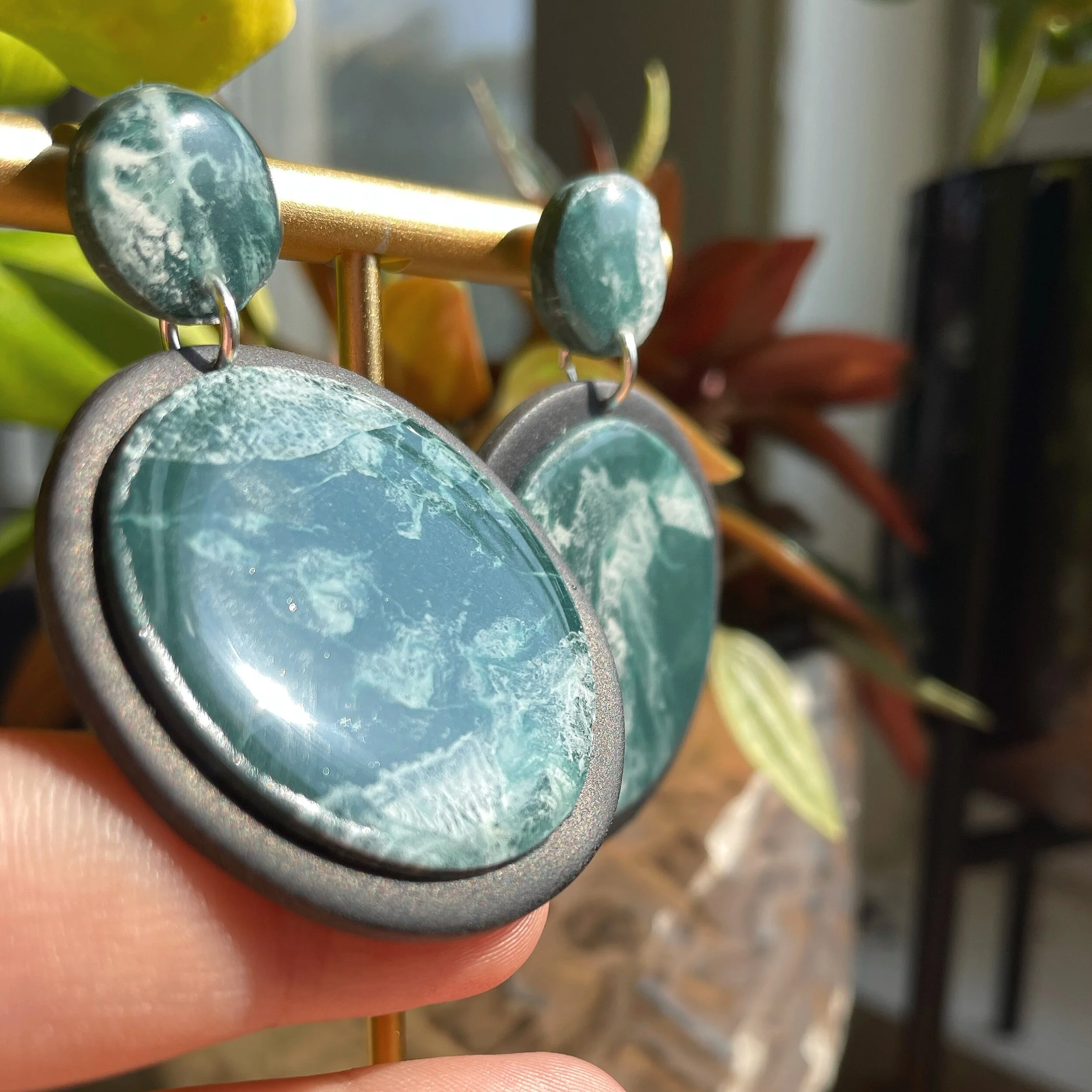 F5D0D84F-5A44-4C57-9247-786C5CD119A2