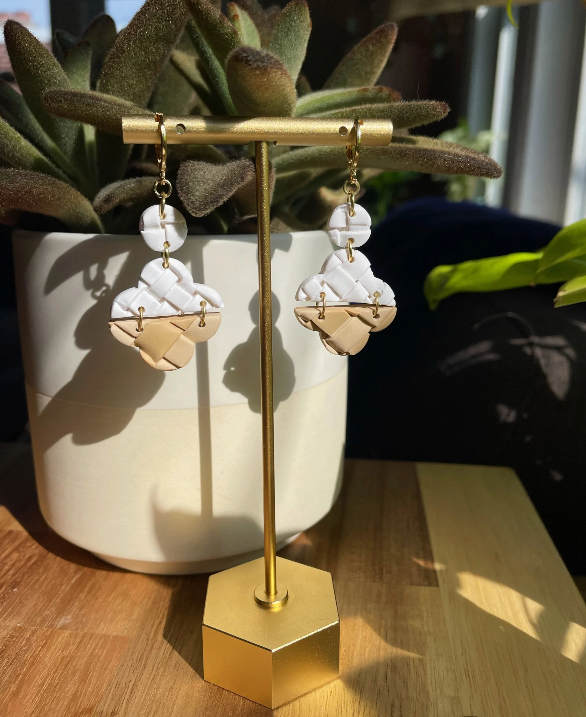 C5240CDC-483B-435C-96AF-0728B458541C