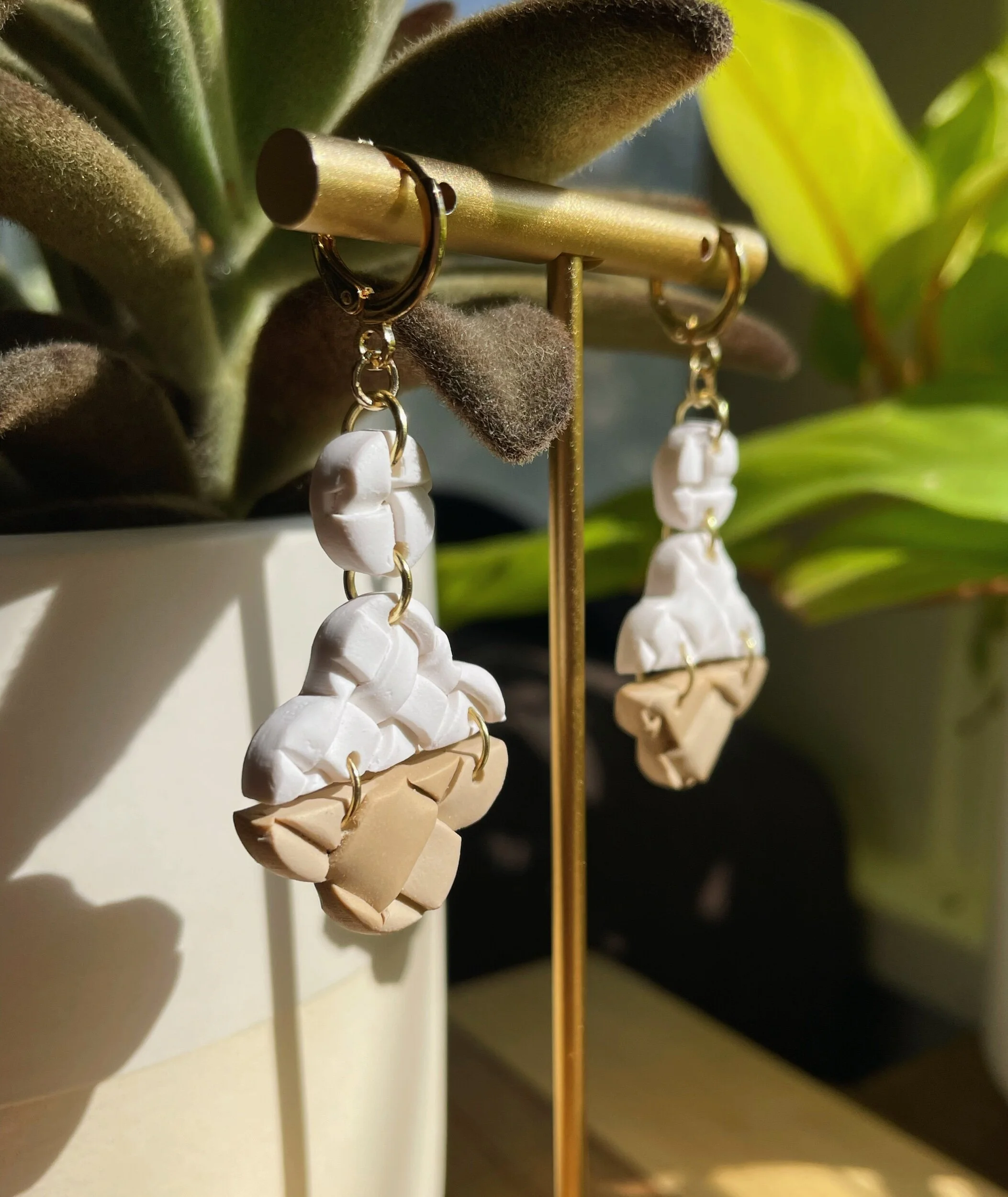 DEF59861-170F-4996-9D59-BFD735B18C39