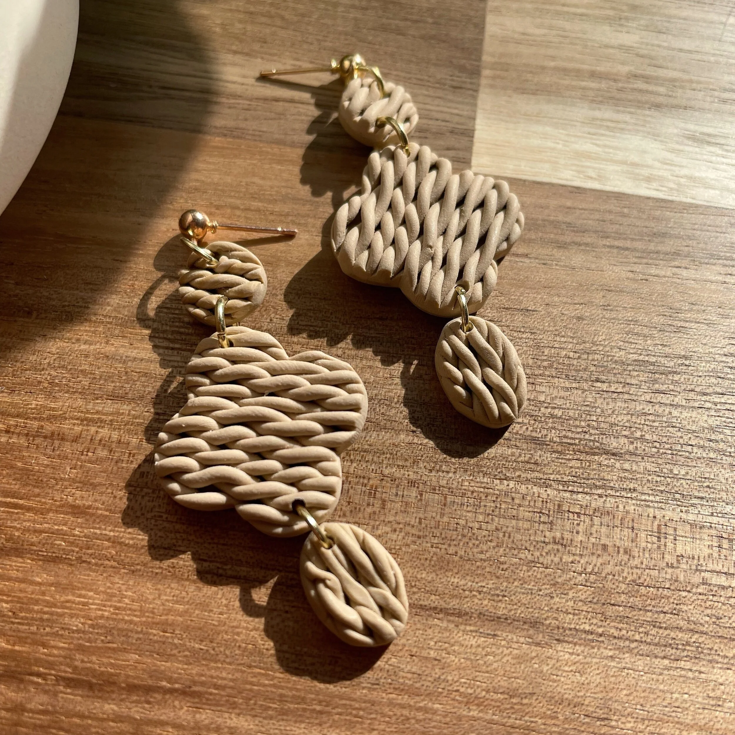 9778647C-3668-4D18-984C-C3F0683FC226