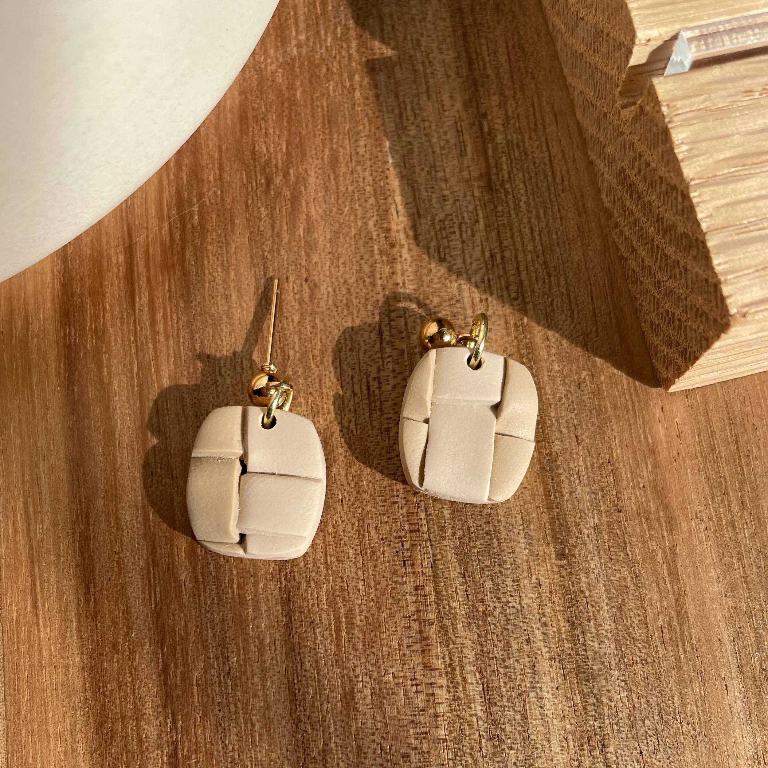 3AF64795-B534-4FE7-9CF9-664C438591F3