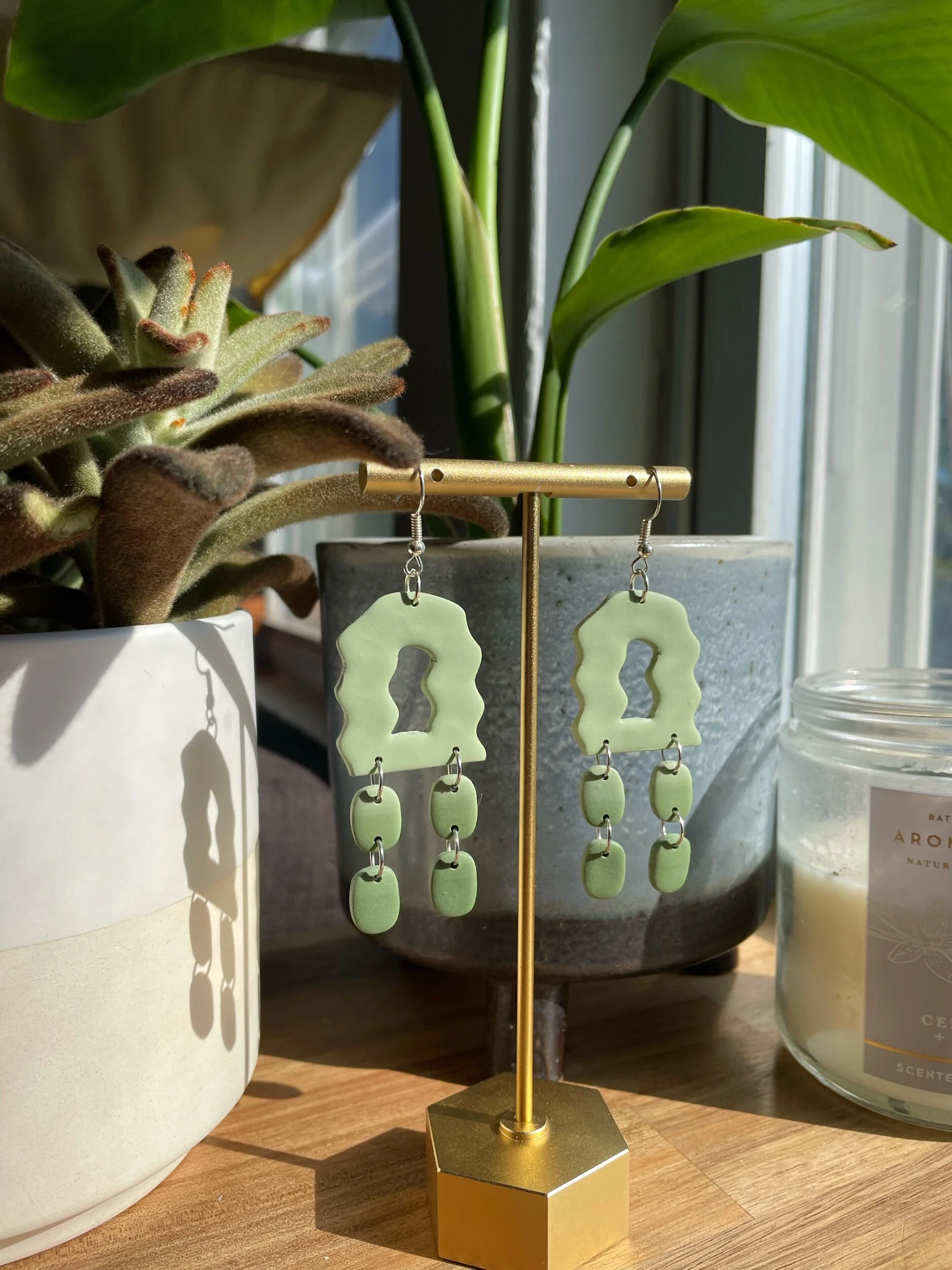 84CA7950-E151-4948-BA8B-C926D6A22198