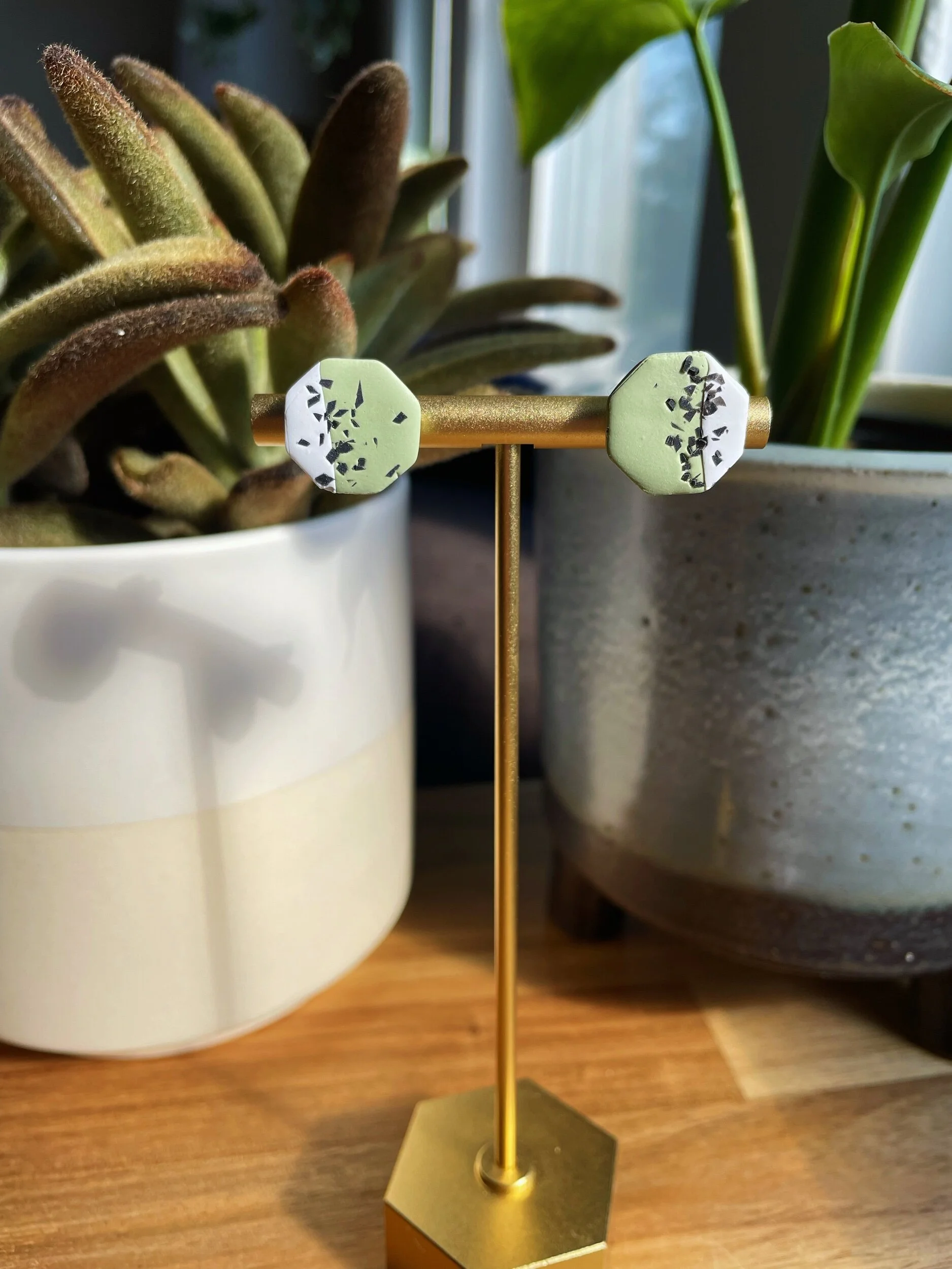 9AB00FB8-E450-4427-BCD5-60DC91019CE9