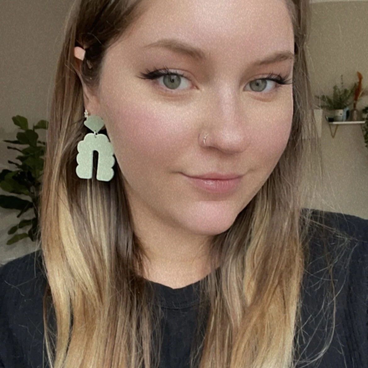 ECF01AF3-F9BA-4412-8790-9204D9FF6B97